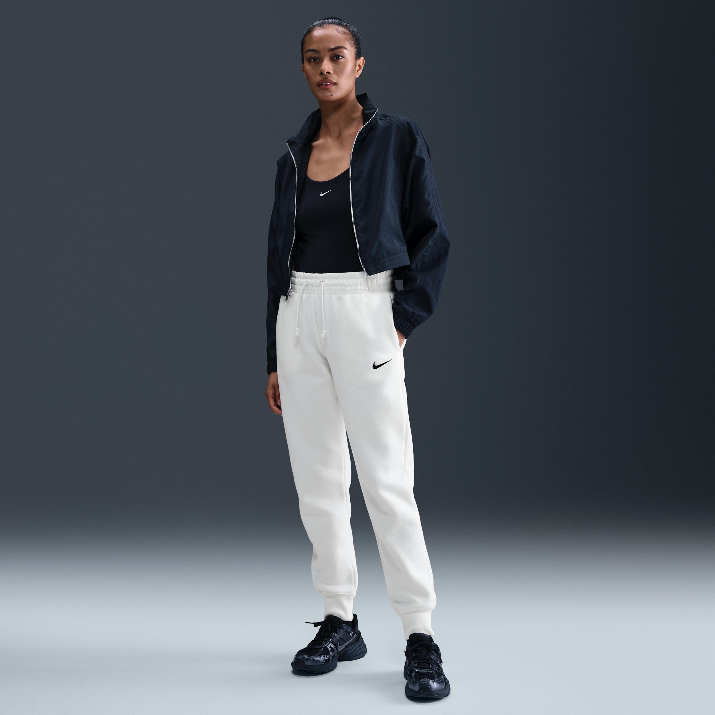 Women's Nike Sportswear Phoenix Fleece Mid-Rise Sweatpants Product Image