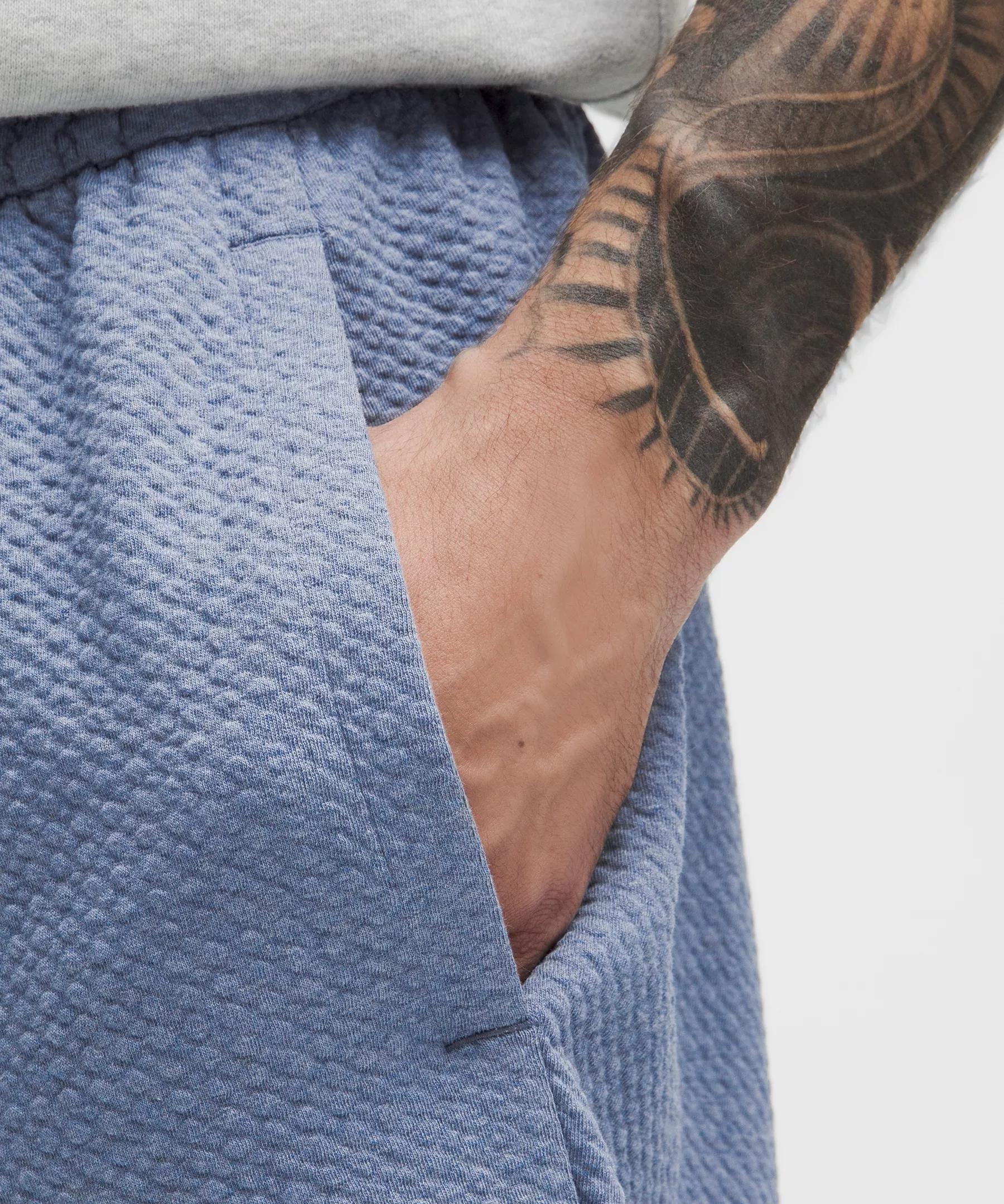 Textured Double-Knit Cotton Short 7" Product Image