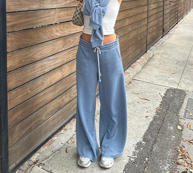 Low Waist Plain Loose-Fit Wide-Leg Sweatpants Product Image