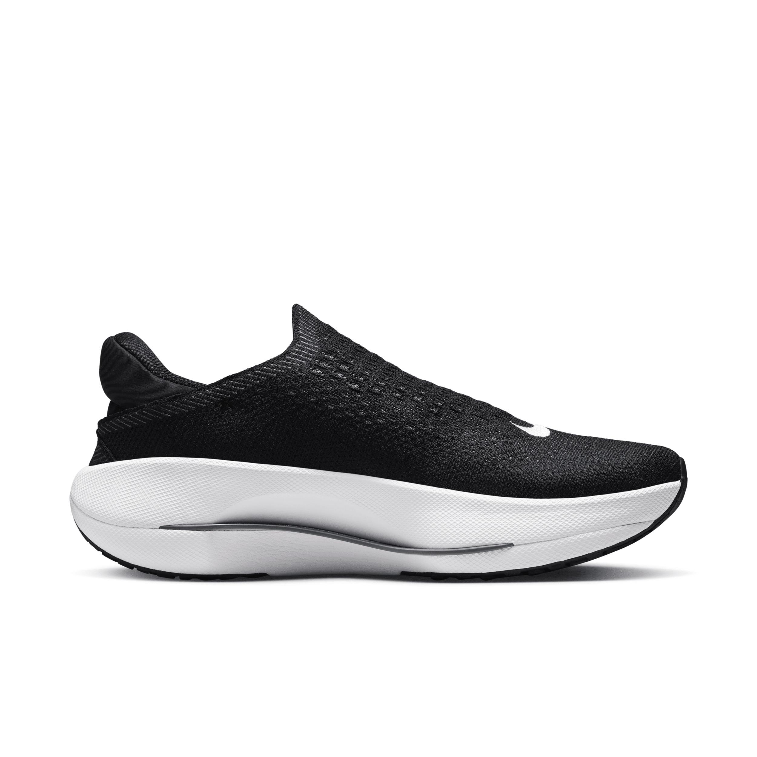 Nike Women's Reina EasyOn Shoes Product Image