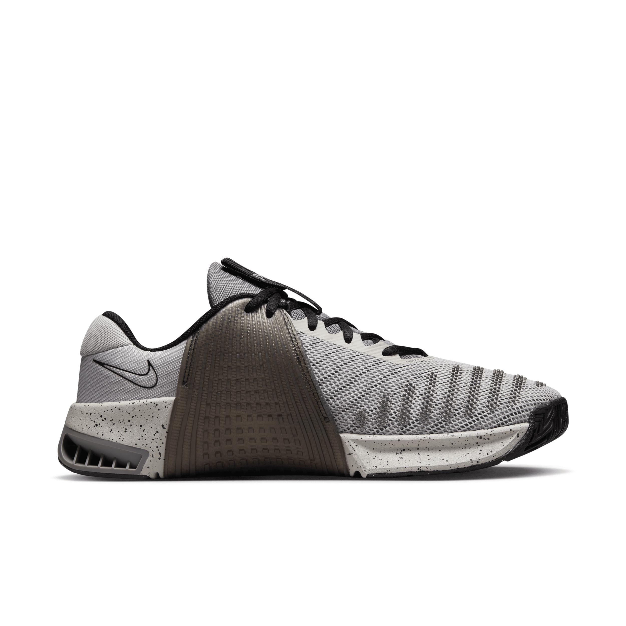 Nike Metcon 9 sneakers in black Product Image