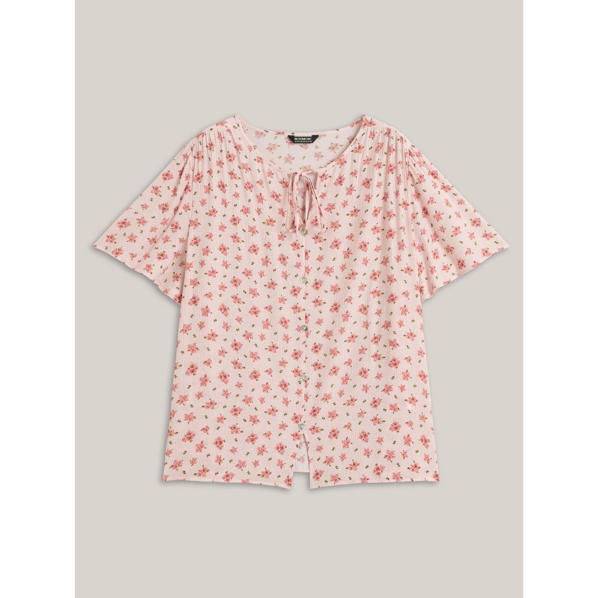 Plus Size Lightpink Blushing Floral Print Button Detail Blouse Women Short sleeve Round Neck Elegant Blouses BloomChic 14-16/1X Product Image