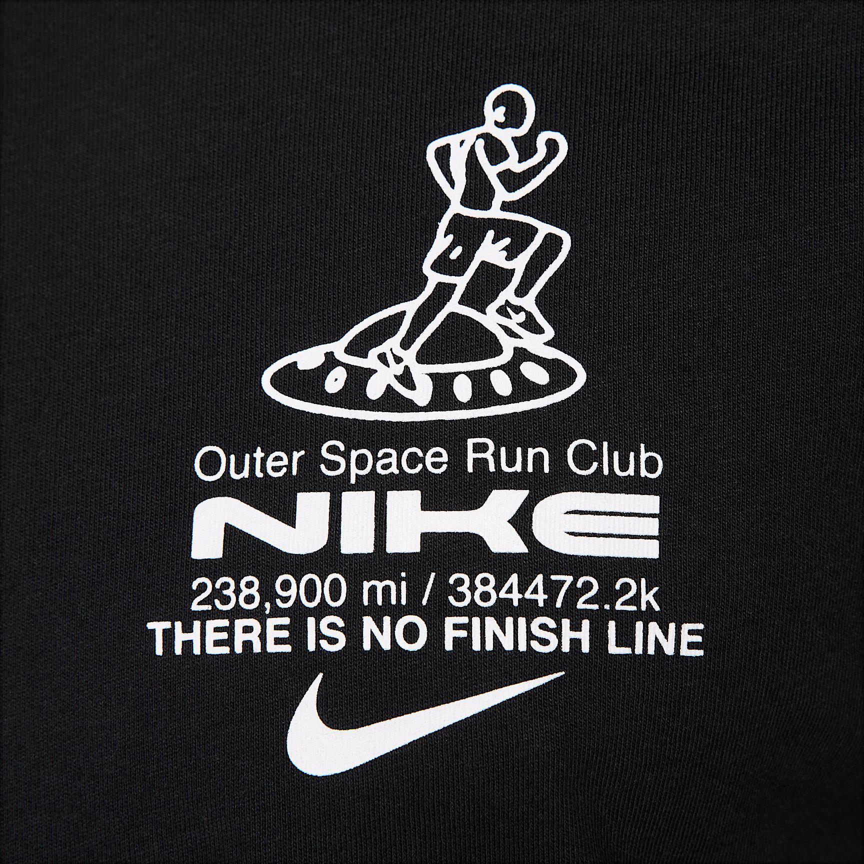 Nike Men's Running T-Shirt Product Image