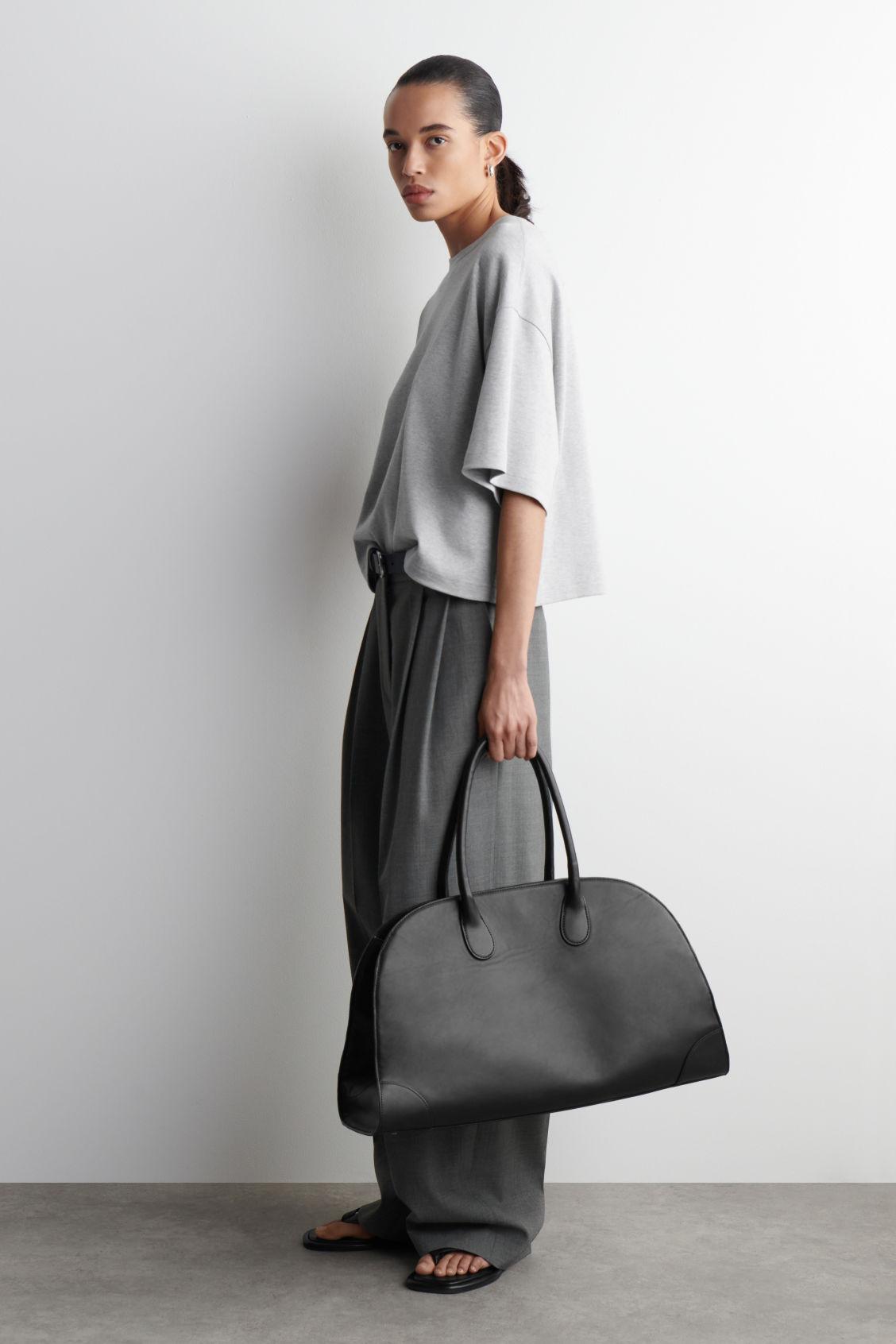 OVERSIZED BOXY T-SHIRT Product Image