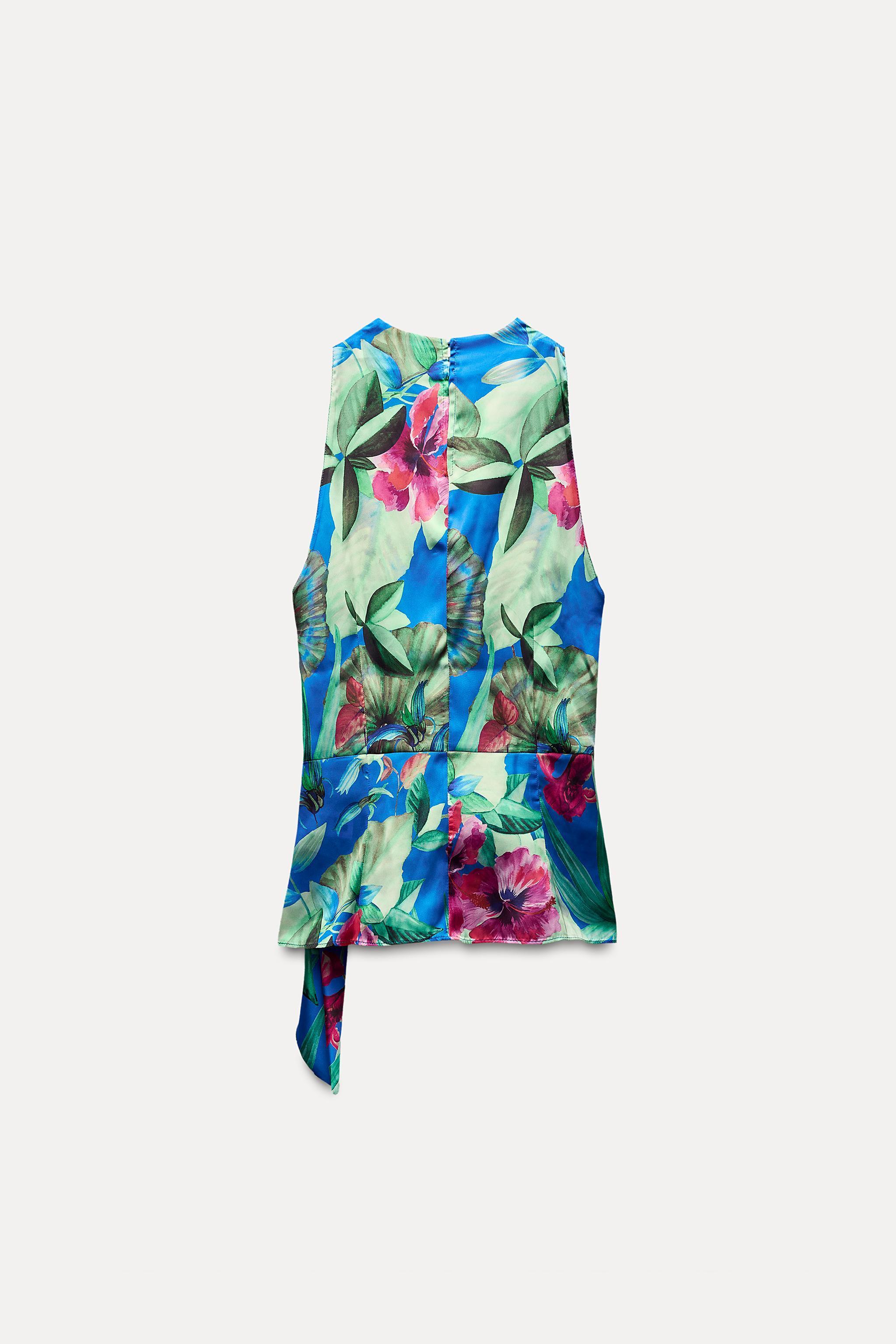 SATIN EFFECT TROPICAL PRINT TOP Product Image