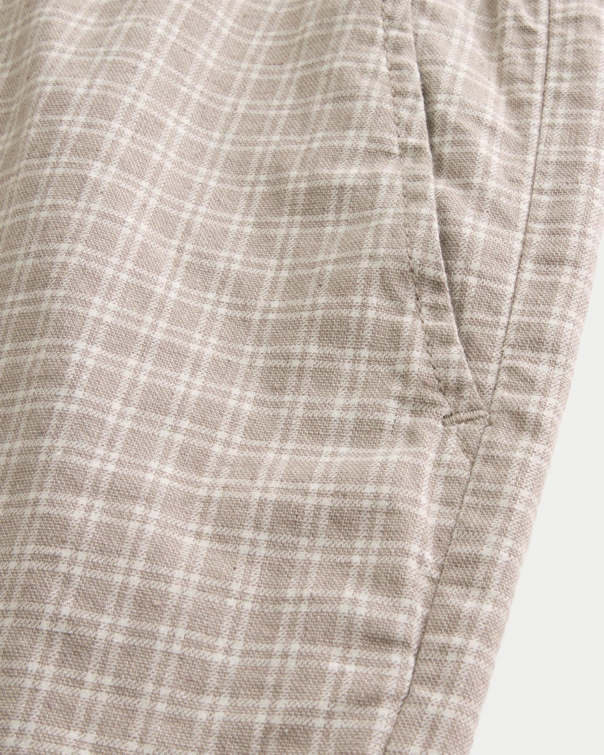 Mid-Thigh Twill Pull-On Shorts Product Image