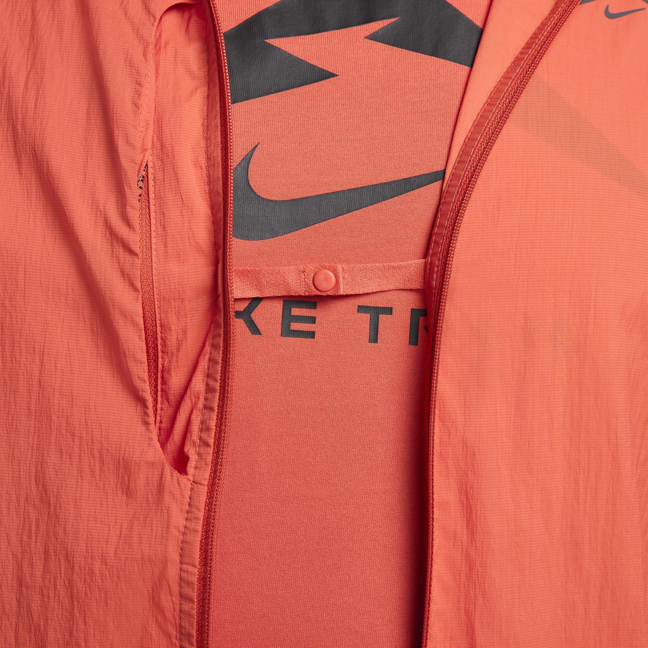 Nike Trail Aireez Men's Running Jacket Product Image