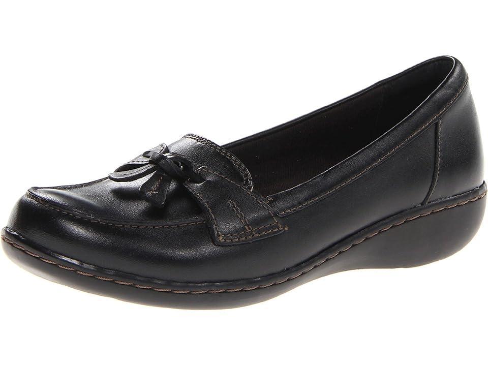 Clarks Ashland Bubble (Navy Marine) Women's Slip on Shoes Product Image