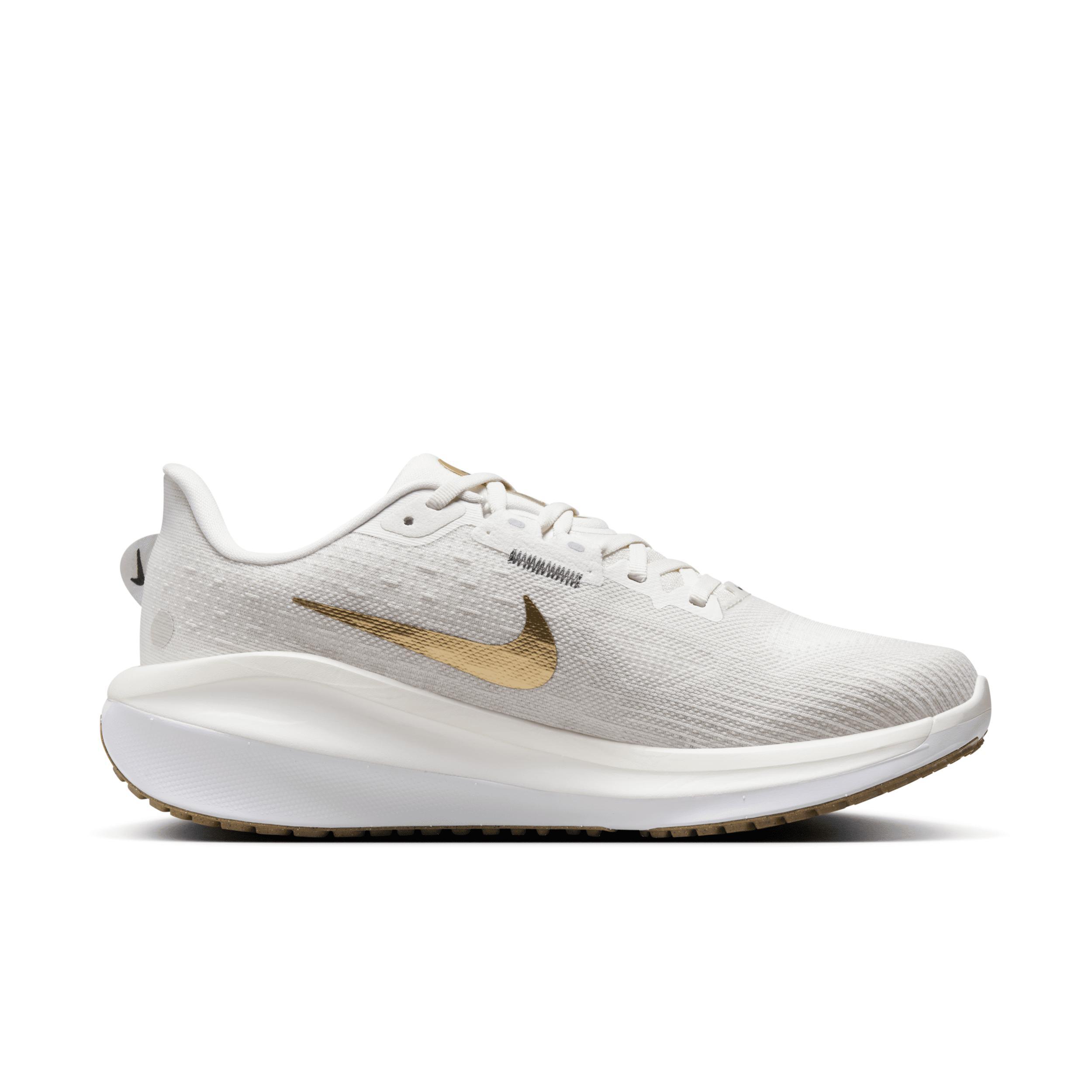 Womens Nike Vomero 17 Running Shoes Product Image