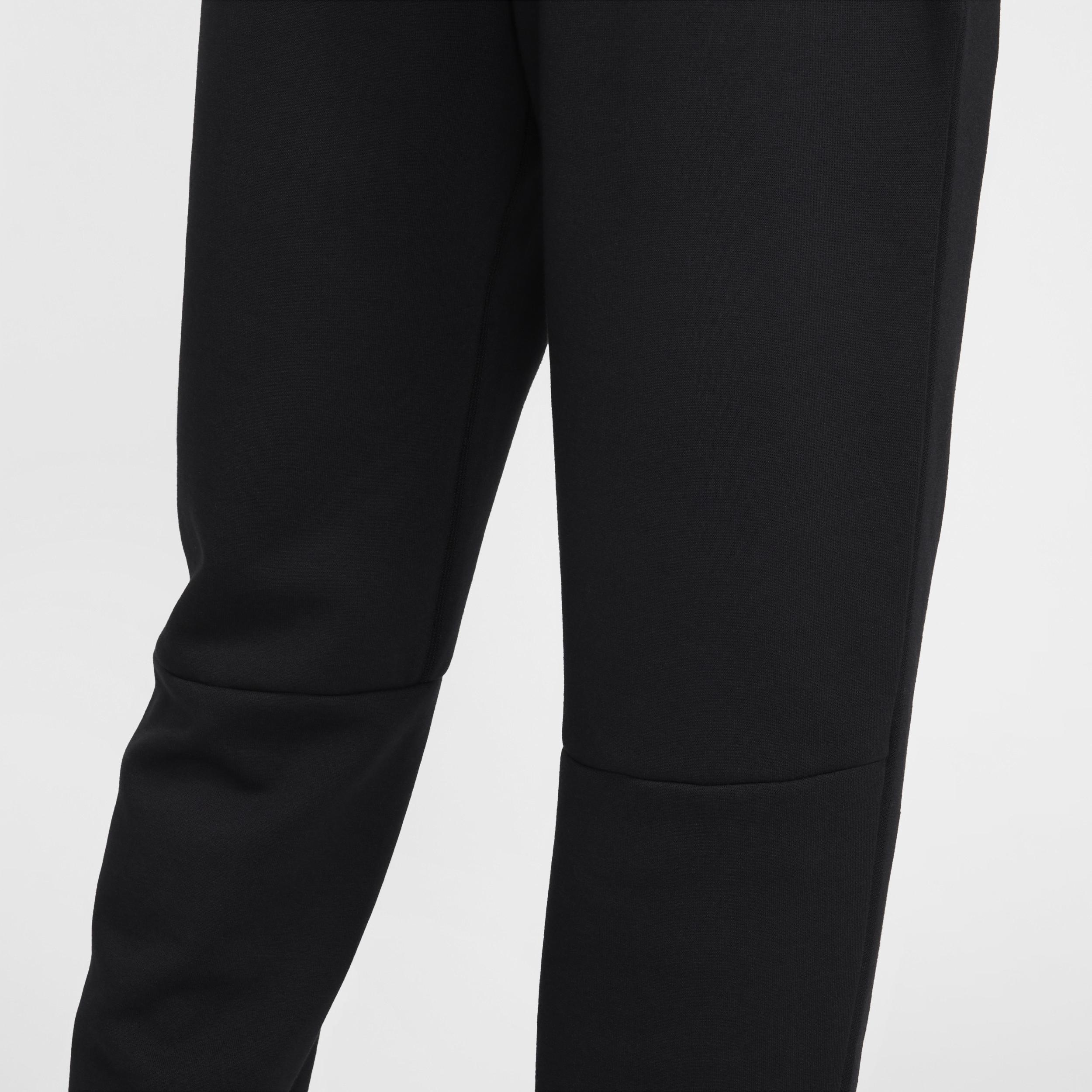 Nike Men's Primary Fleece Dri-FIT UV Tapered Performance Pants Product Image