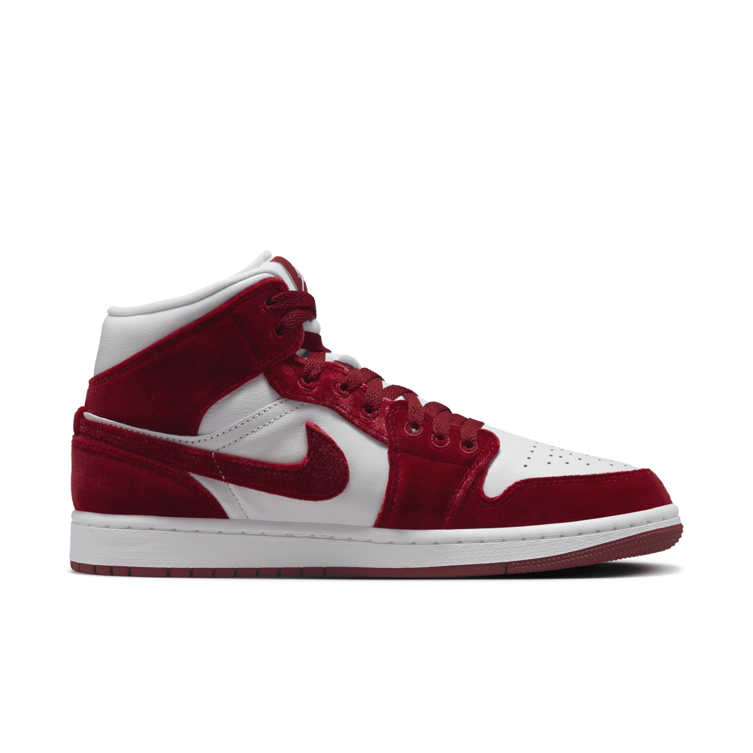 Air Jordan 1 Mid SE Women's Shoes Product Image