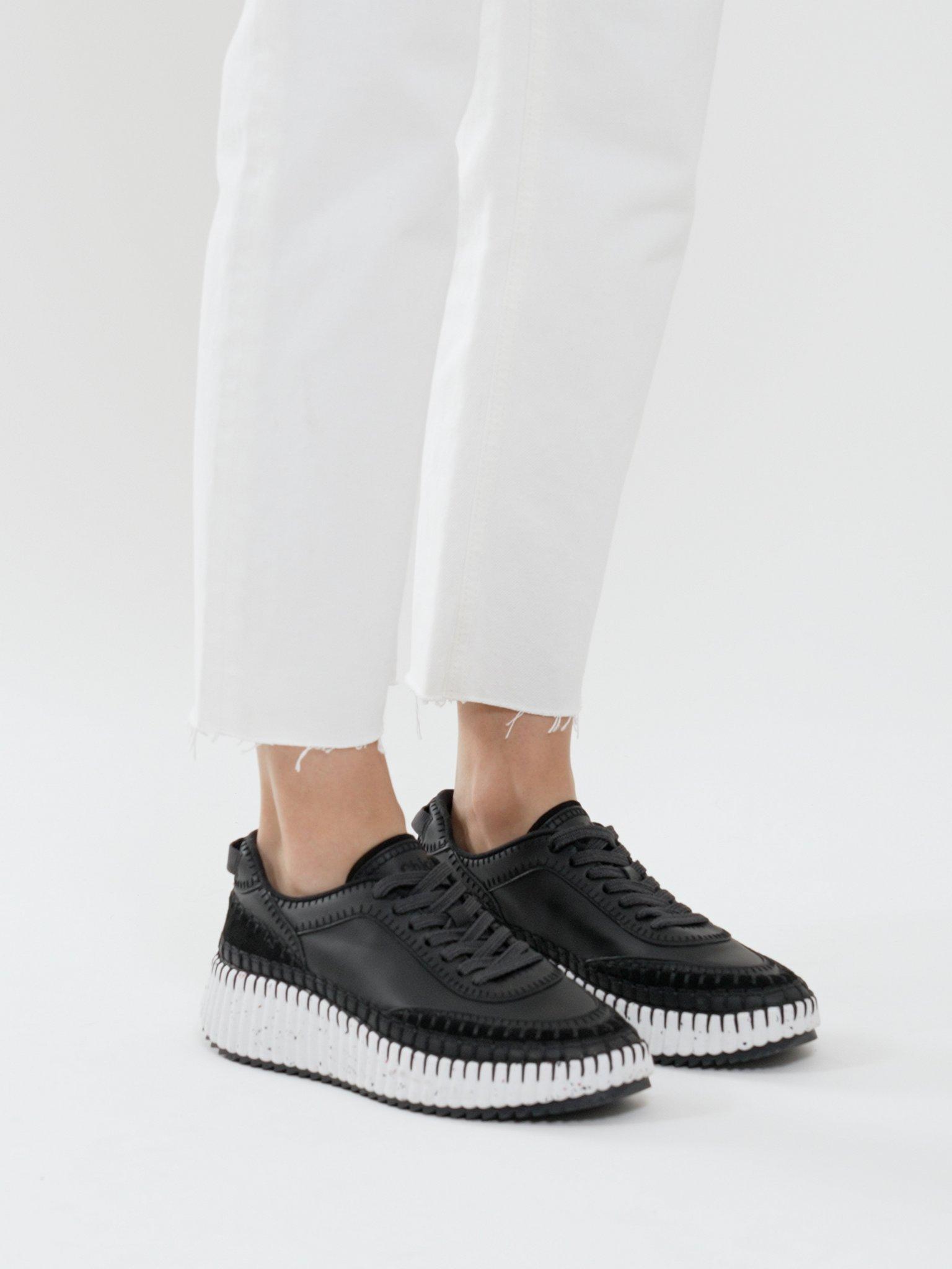 Nama sneaker Product Image