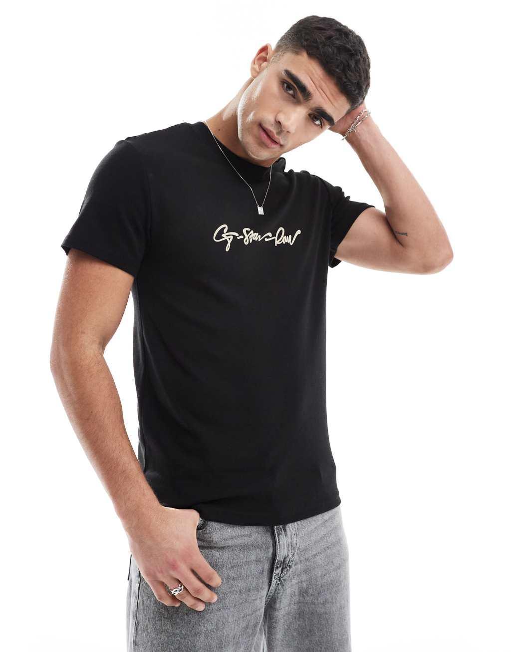 G-Star t-shirt in black with script logo print Product Image