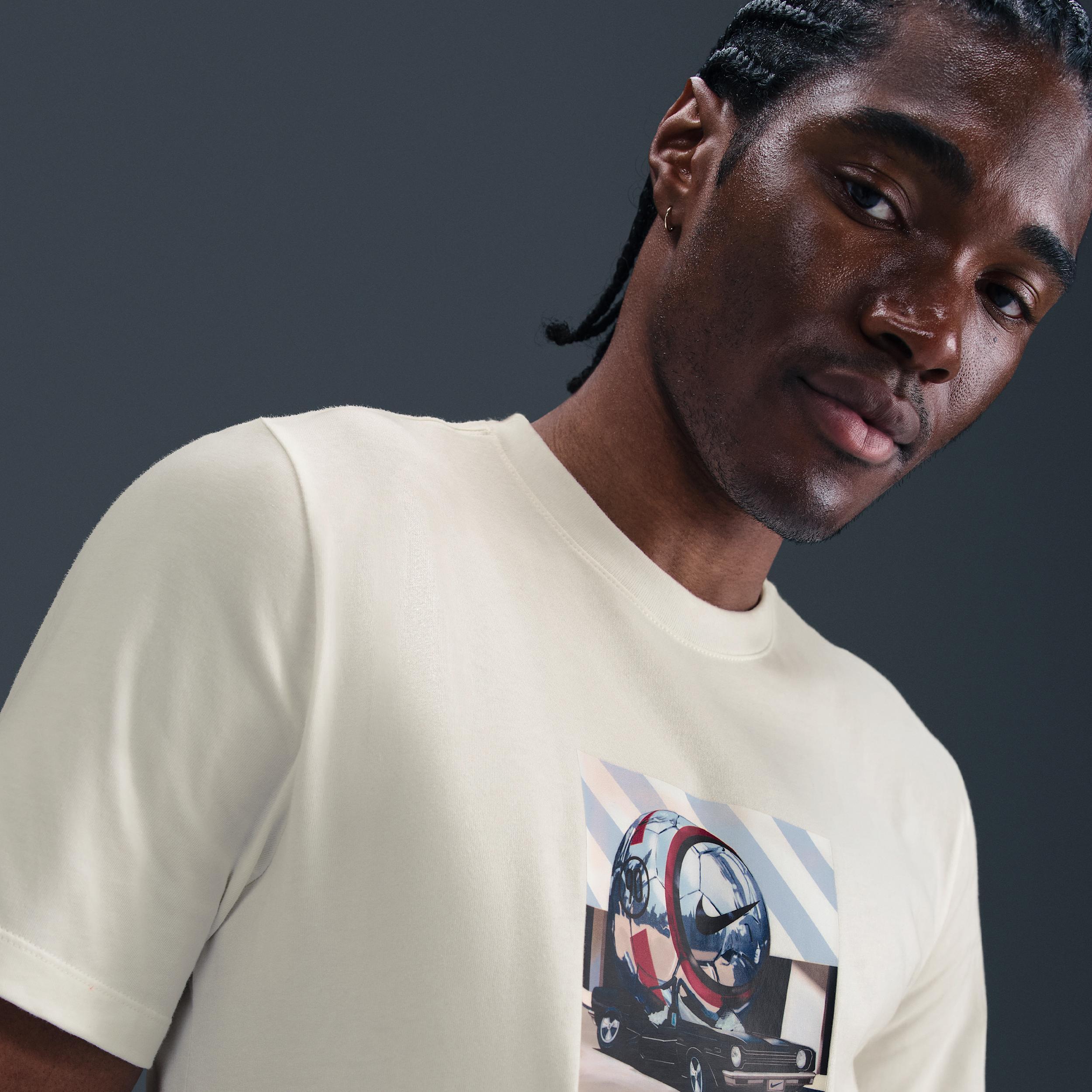 Nike Men's Soccer T-Shirt Product Image