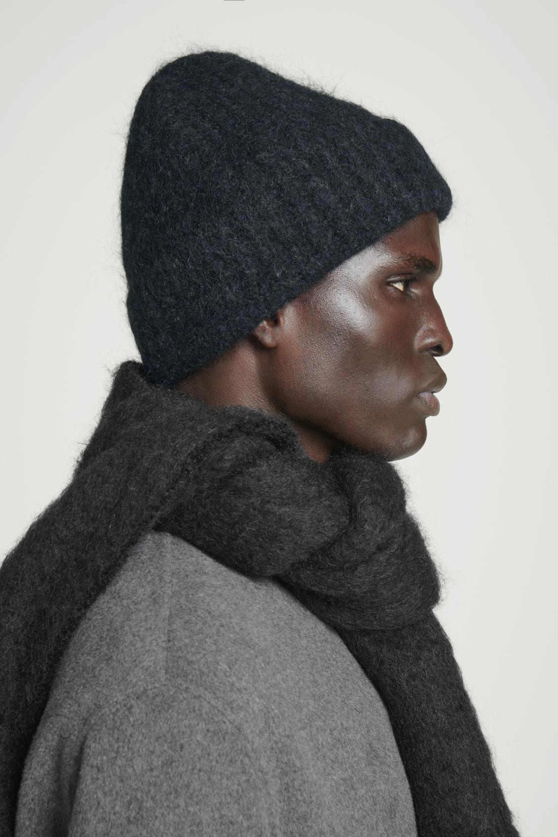 RIBBED MOHAIR-BLEND BEANIE Product Image