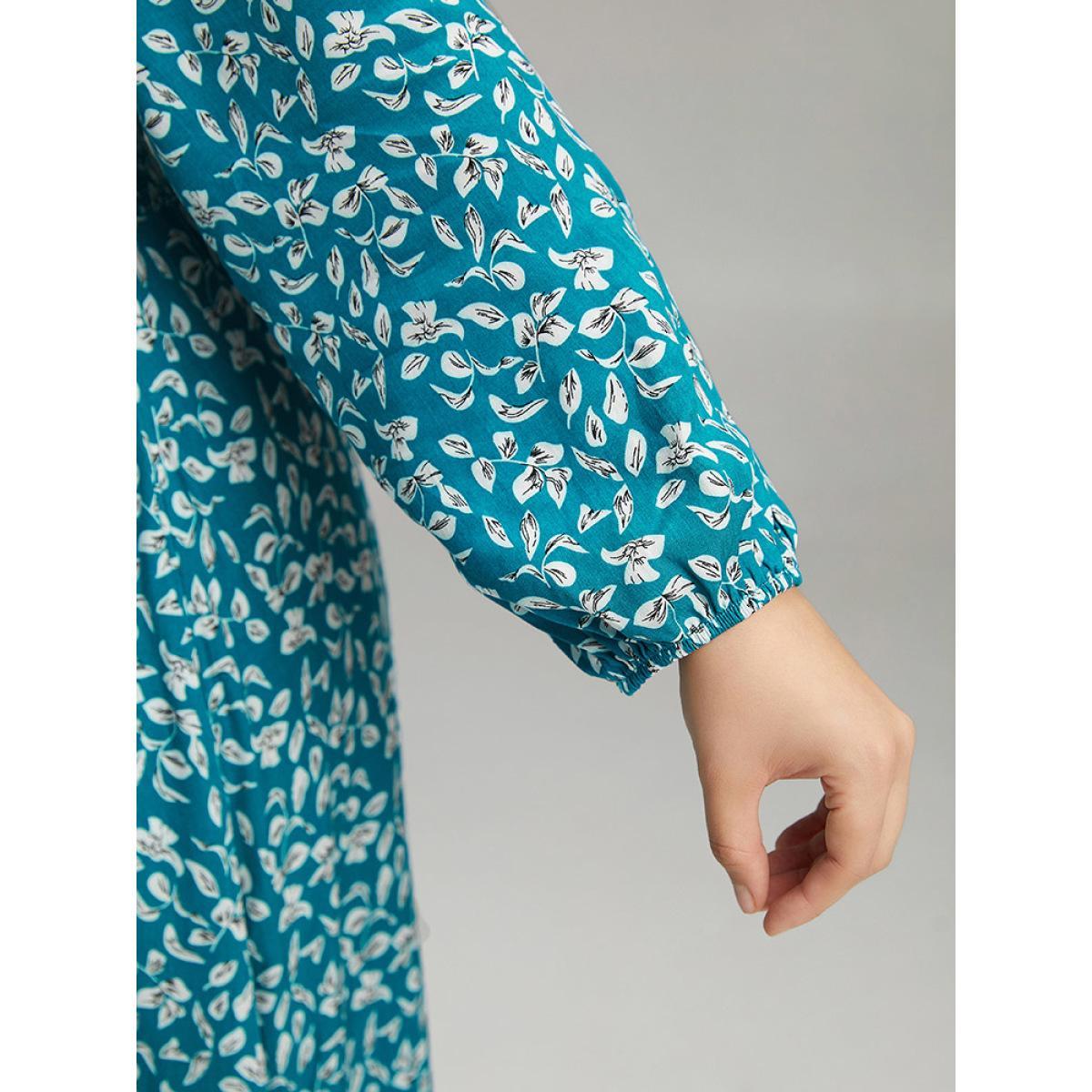 Plus Size Supersoft Essentials Ditsy Floral Shirred Pocket Dress Cerulean Women Elegant Elastic cuffs V-neck Long Sleeve Curvy Midi Dress BloomChic 26/4X Product Image