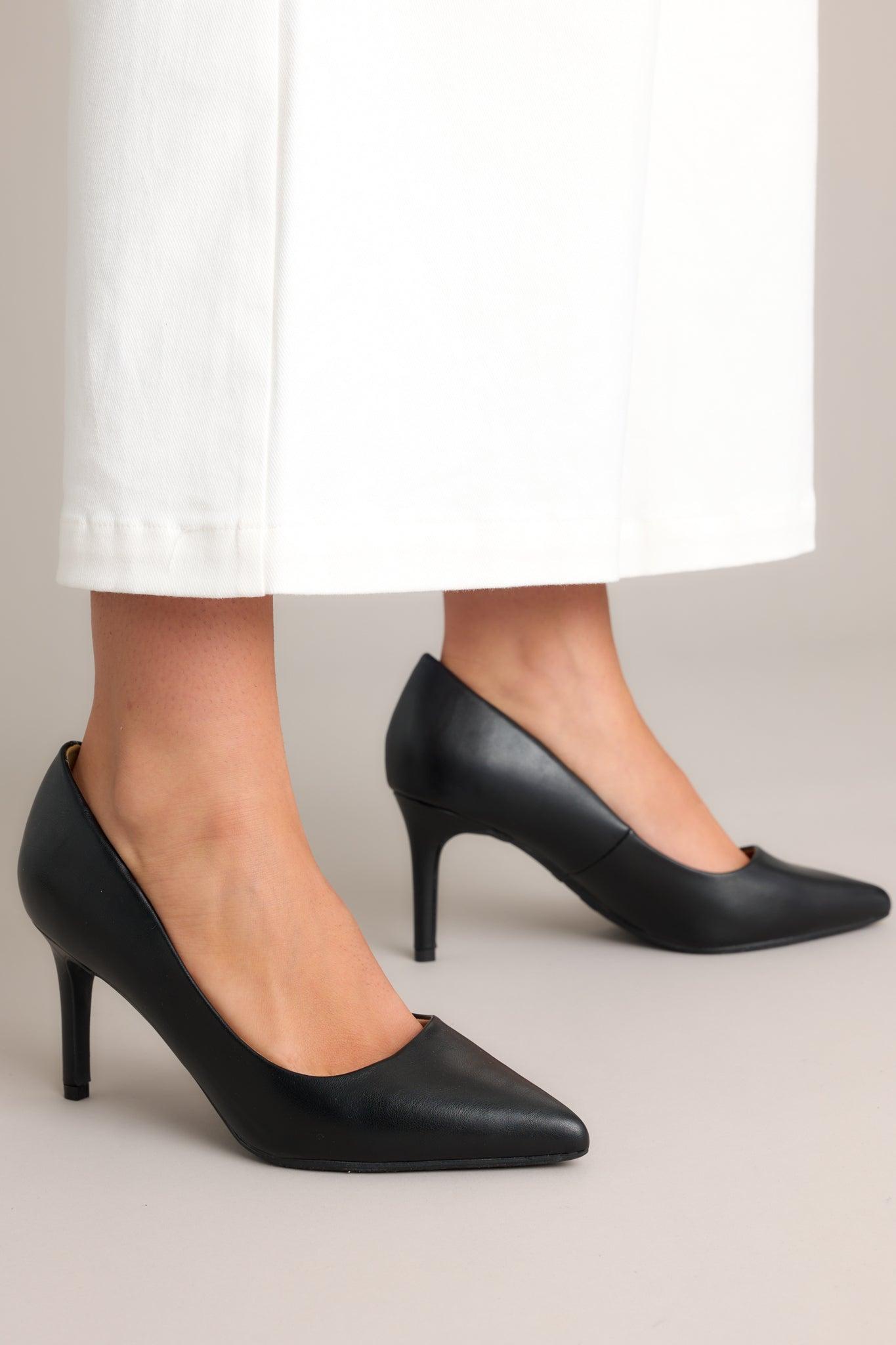 Bold Balance Black Pointed Toe Pump Heels Product Image