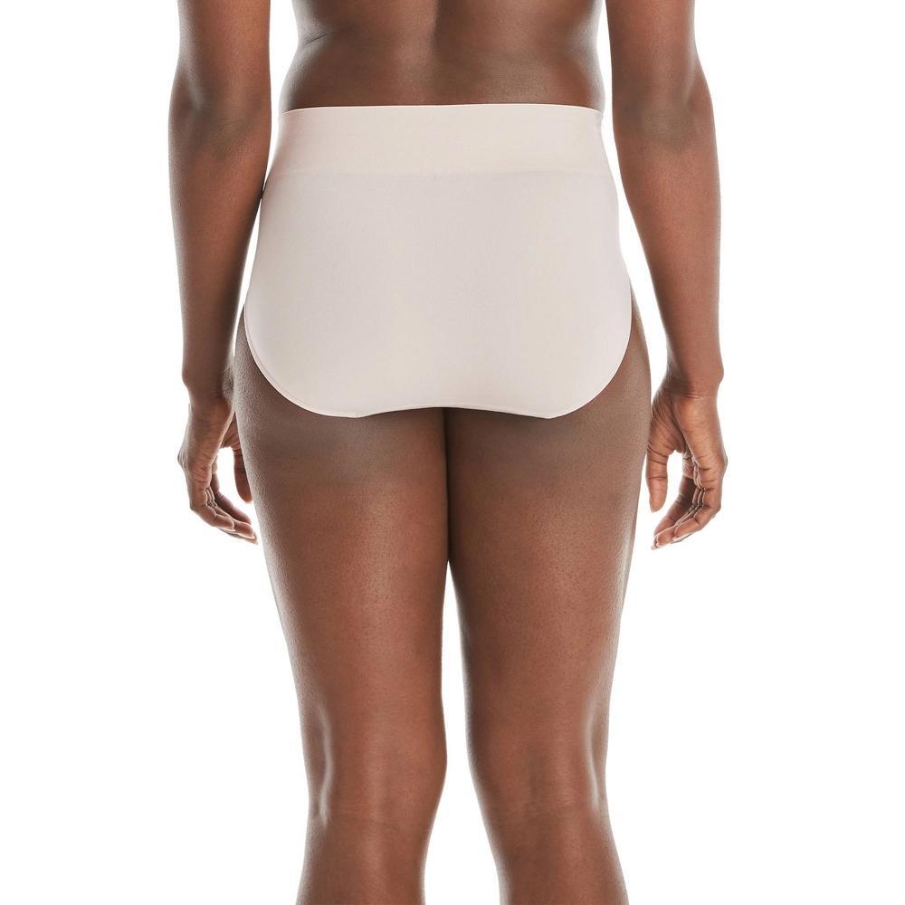 Hanes® Premium Women's Smoothing Seamless 3pk Basic High Cut Briefs - Black/Beige Product Image