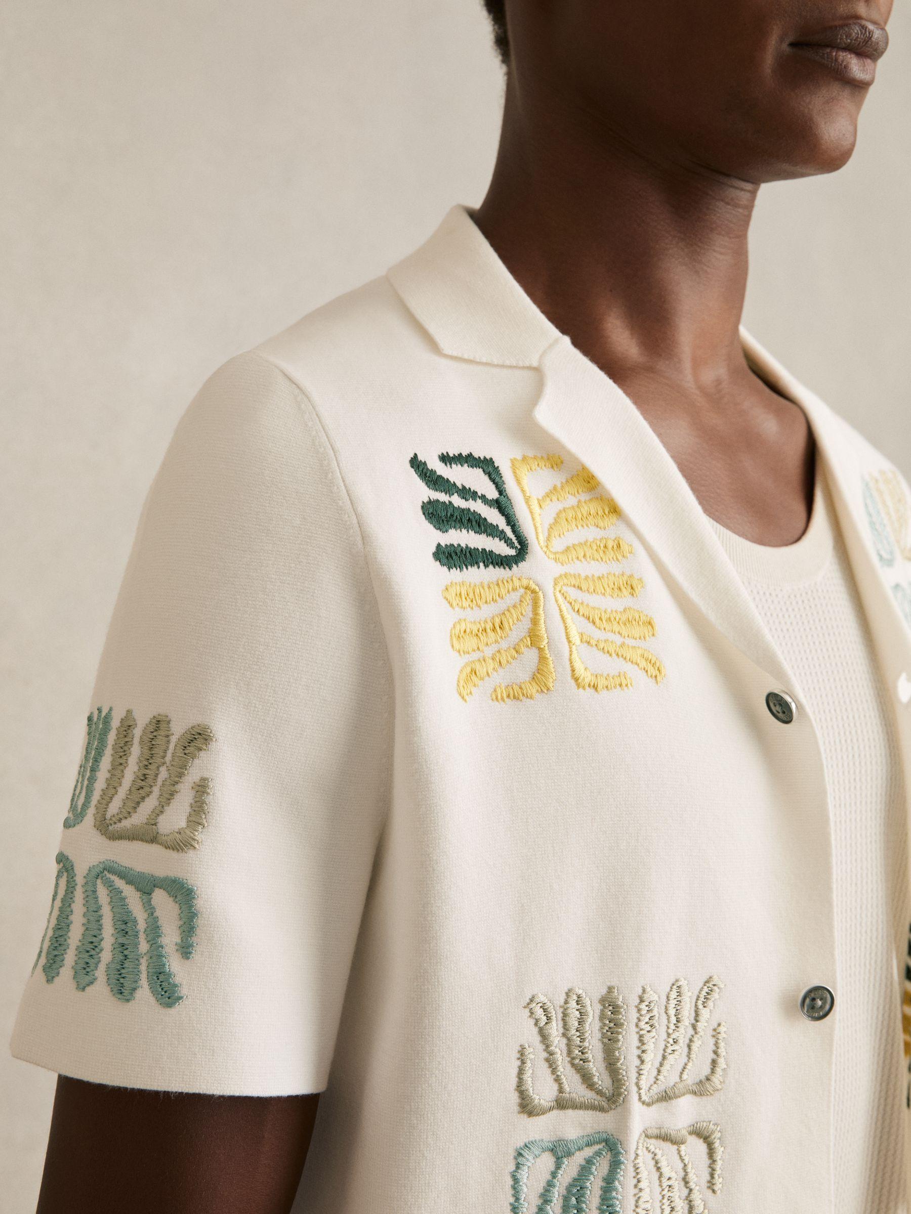 Reef-Embroidery Cuban-Collar Shirt in Optic White Product Image