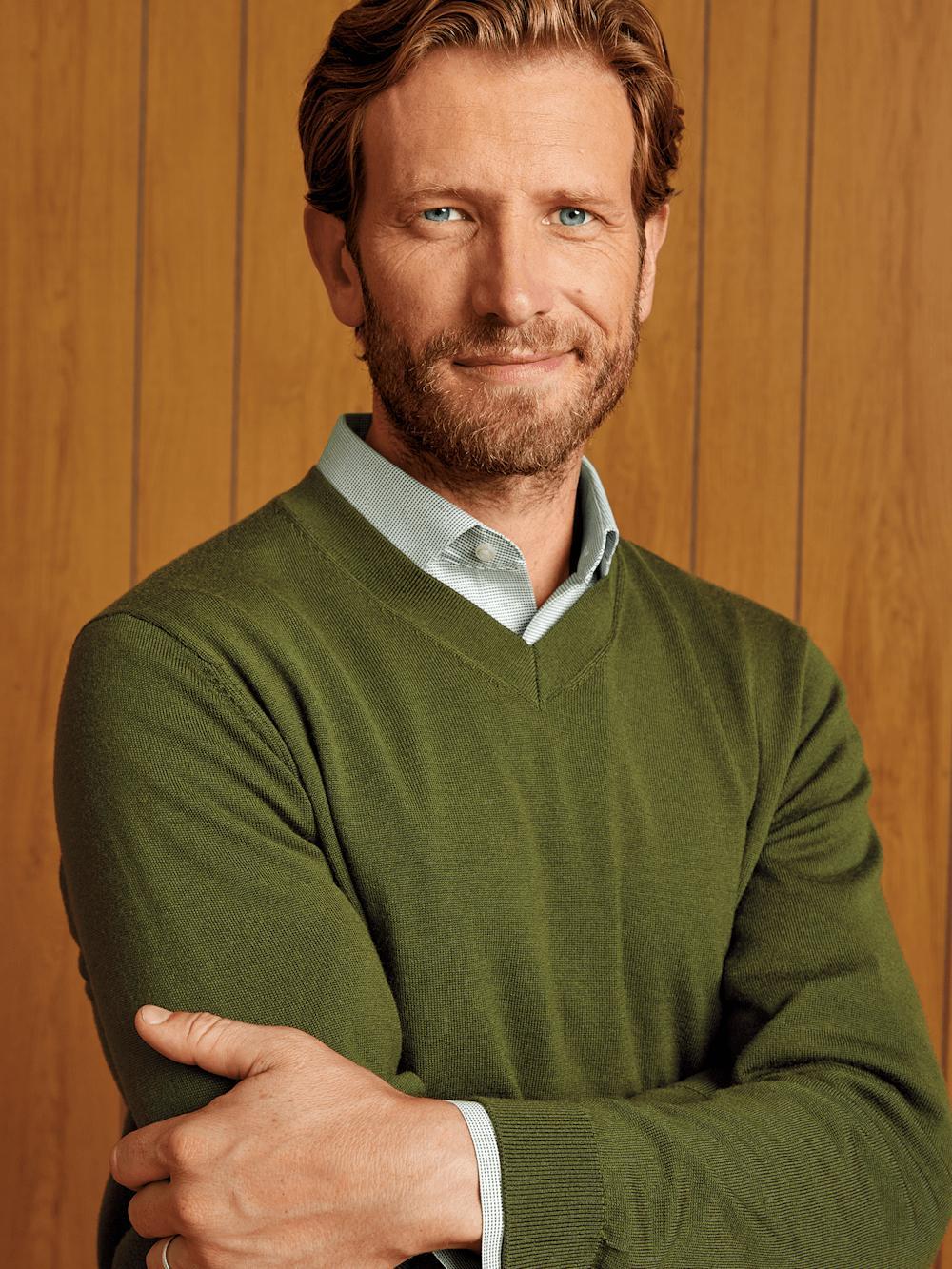 Merino Wool V-neck Sweater - Green Product Image