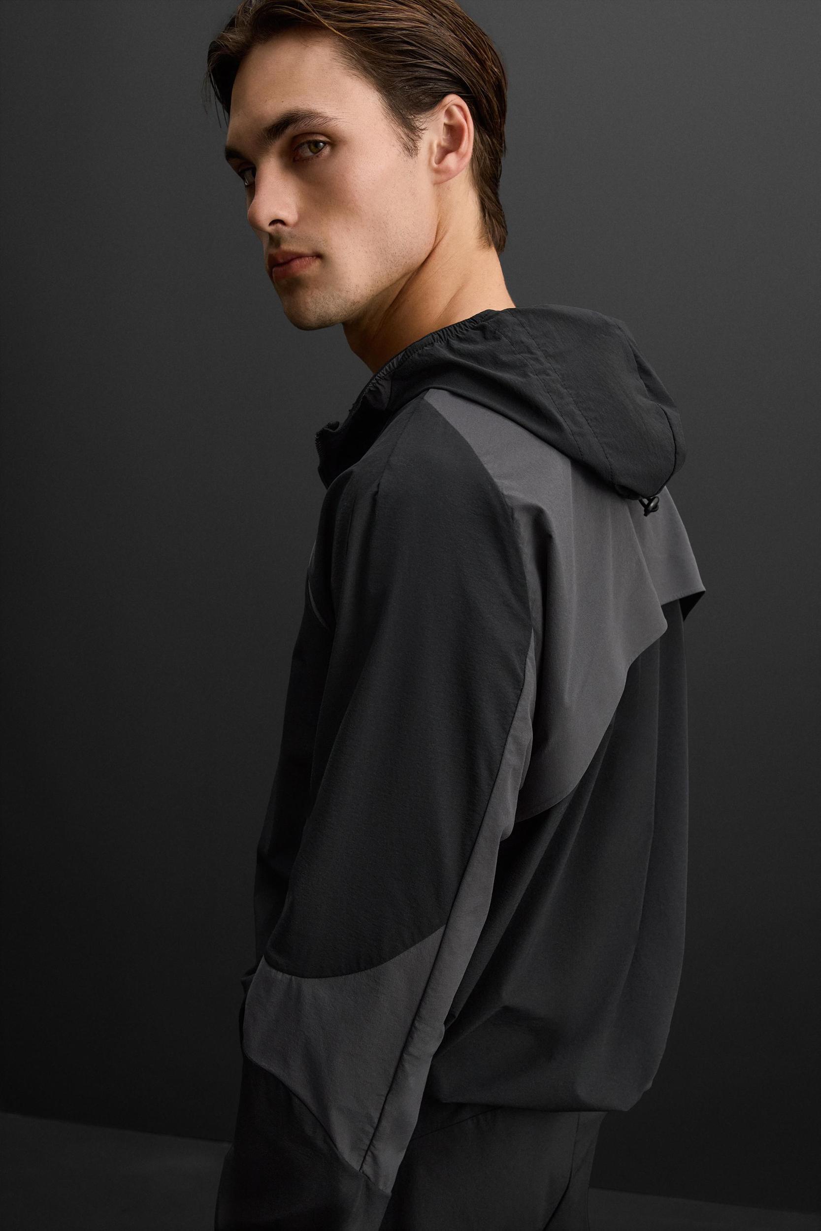 COLOR BLOCK TECHNICAL JACKET Product Image