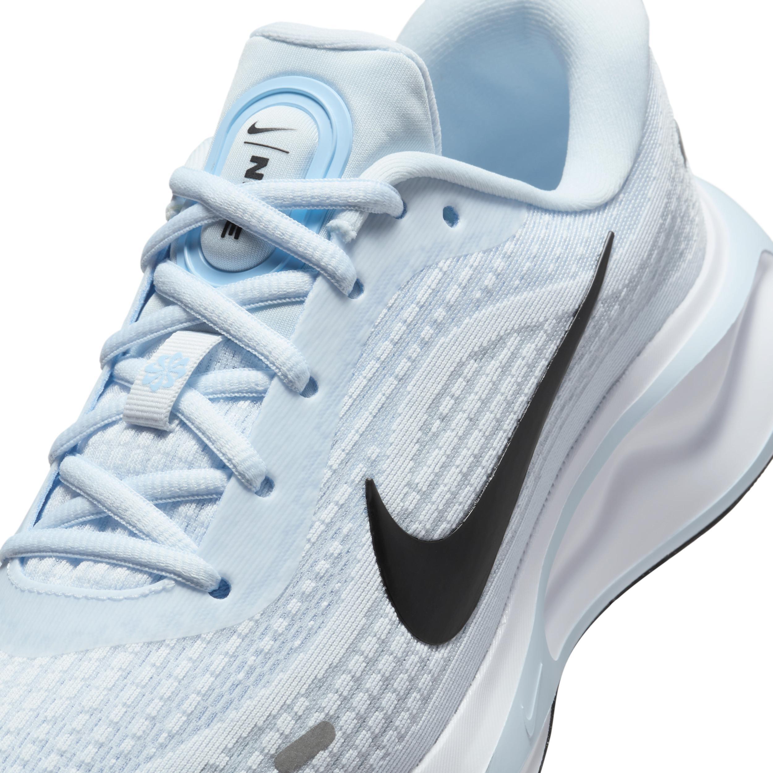 Nike Women's Journey Run Road Running Shoes Product Image