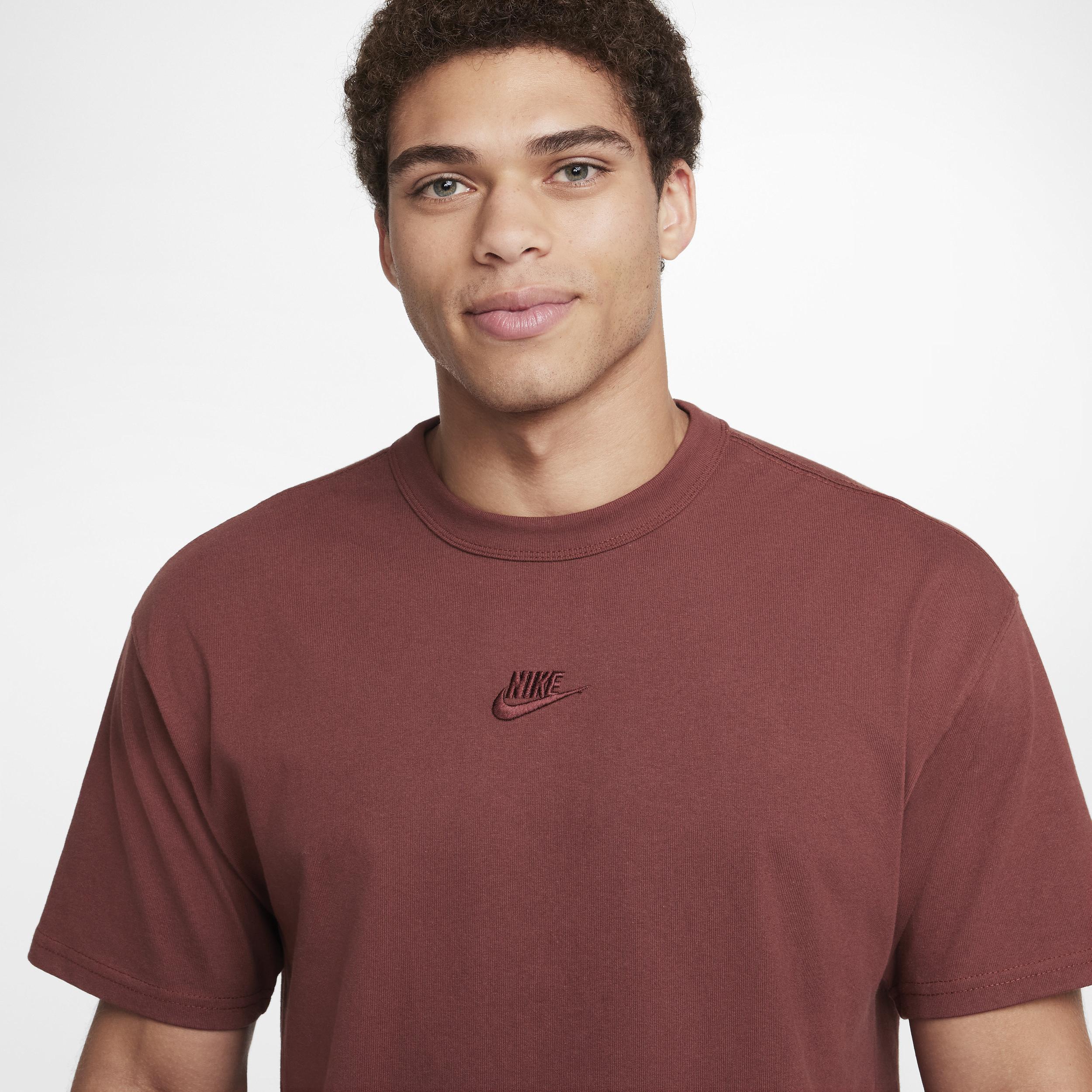 Men's Nike Sportswear Premium Essentials T-Shirt Product Image