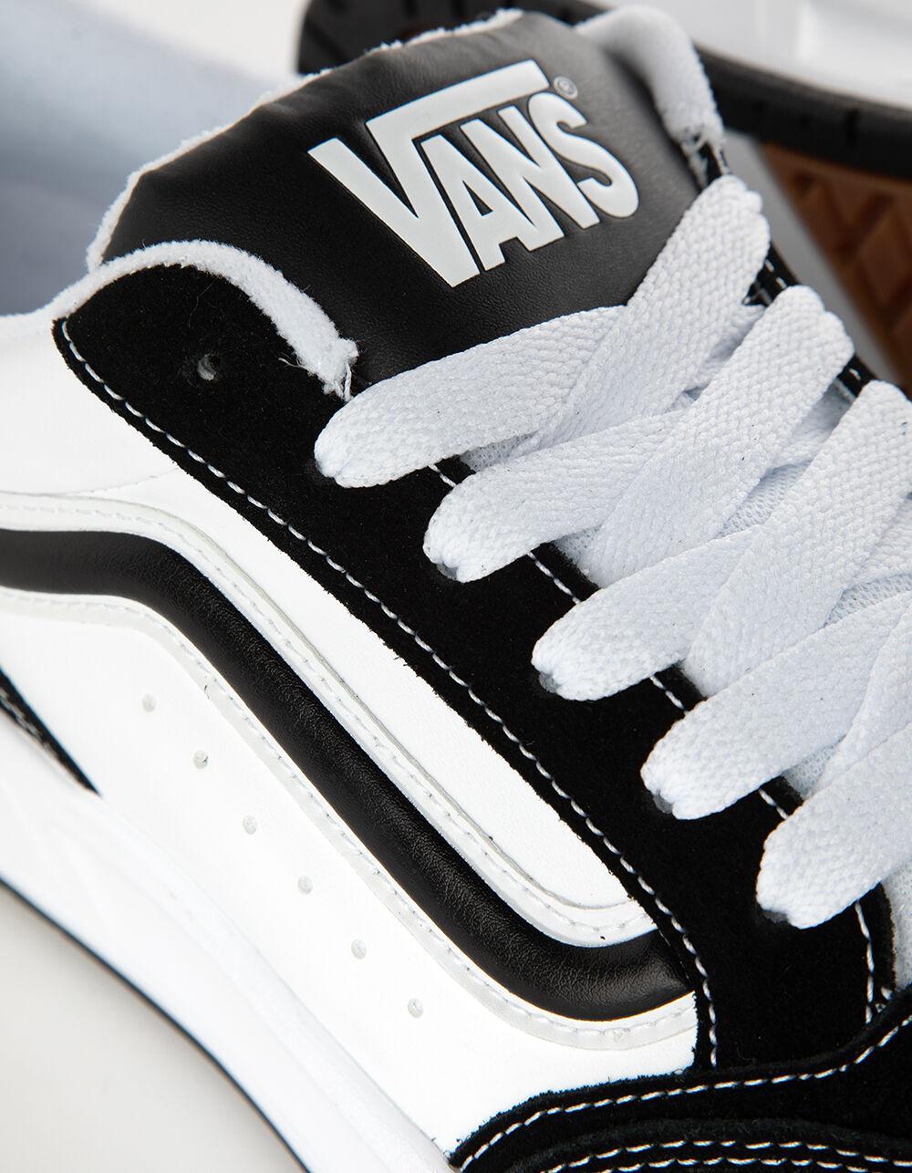 VANS Hylane Shoes Product Image