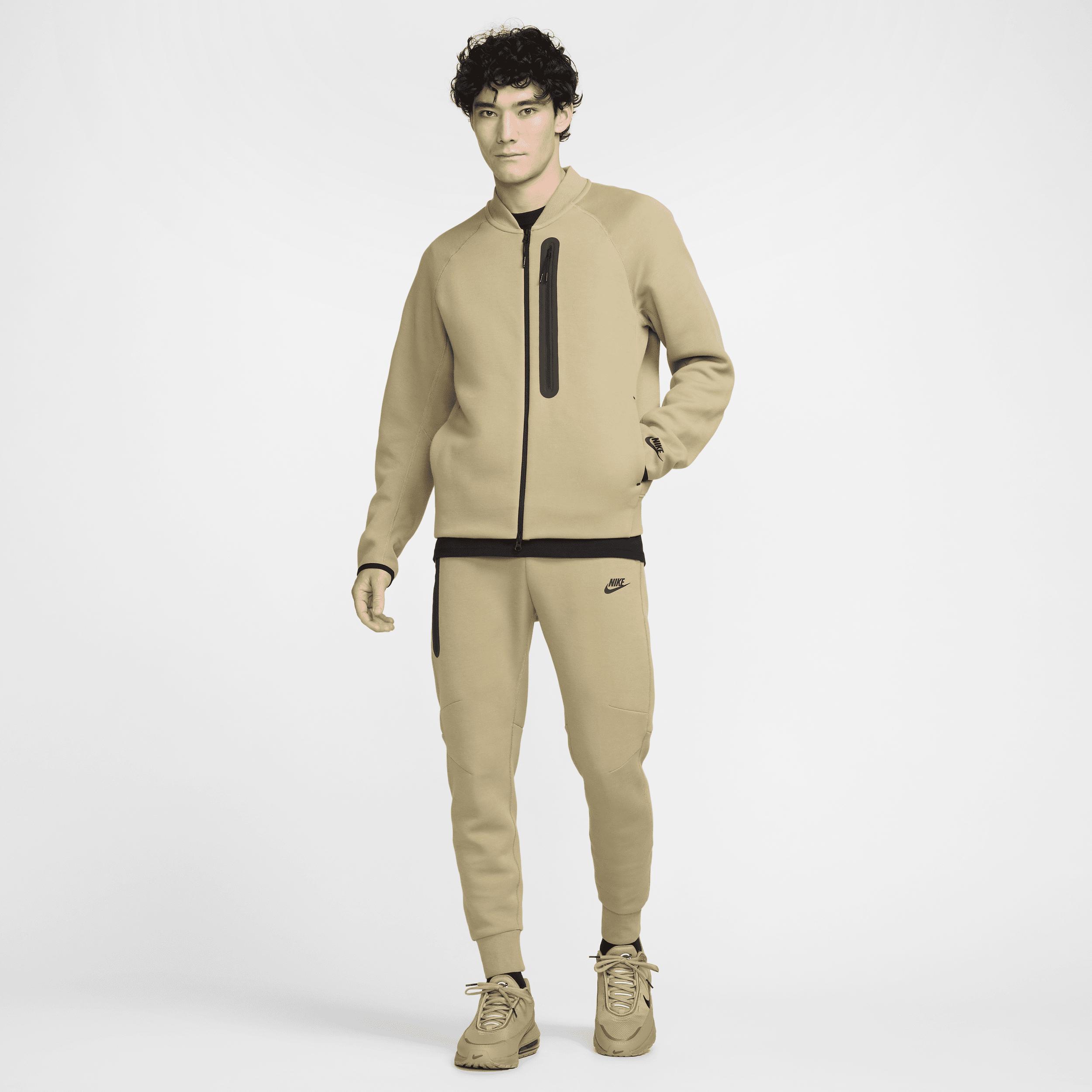 Nike Sportswear Tech Fleece Men's Bomber Jacket Product Image