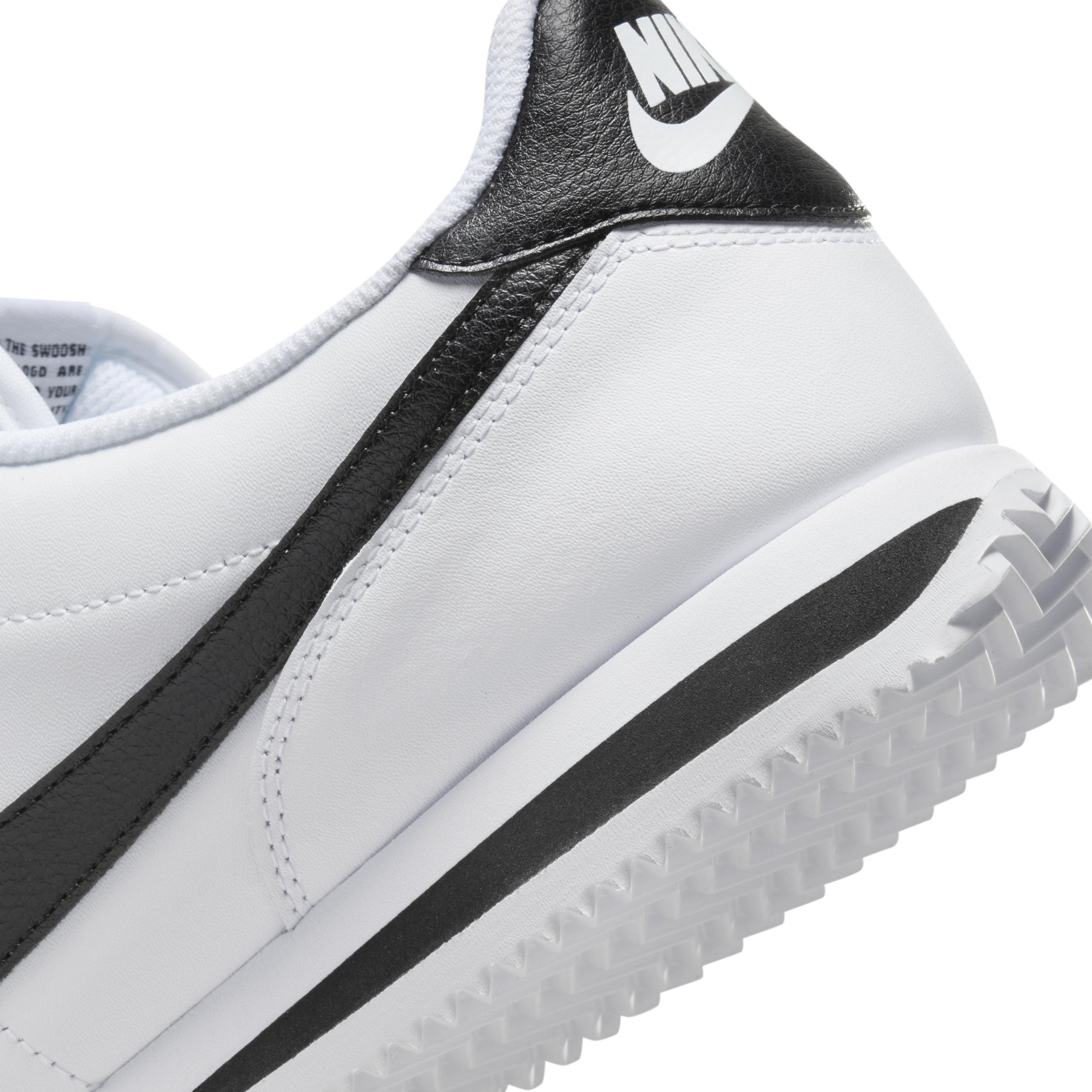 Nike Men's Cortez Leather Shoes Product Image