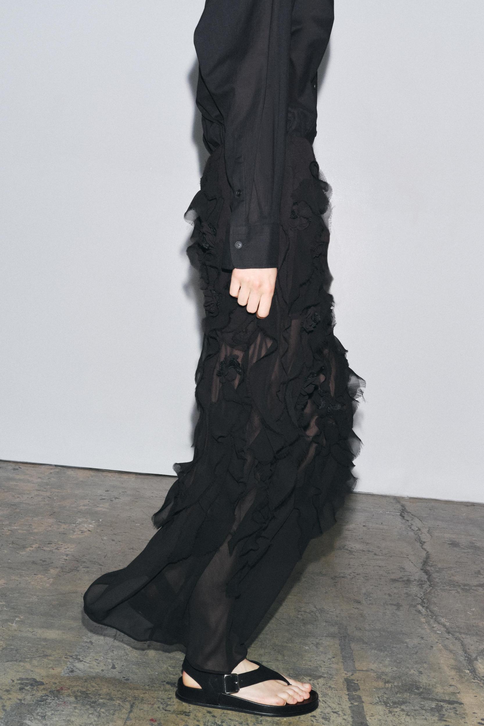 EMBOSSED FLOWER MIDI SKIRT Product Image