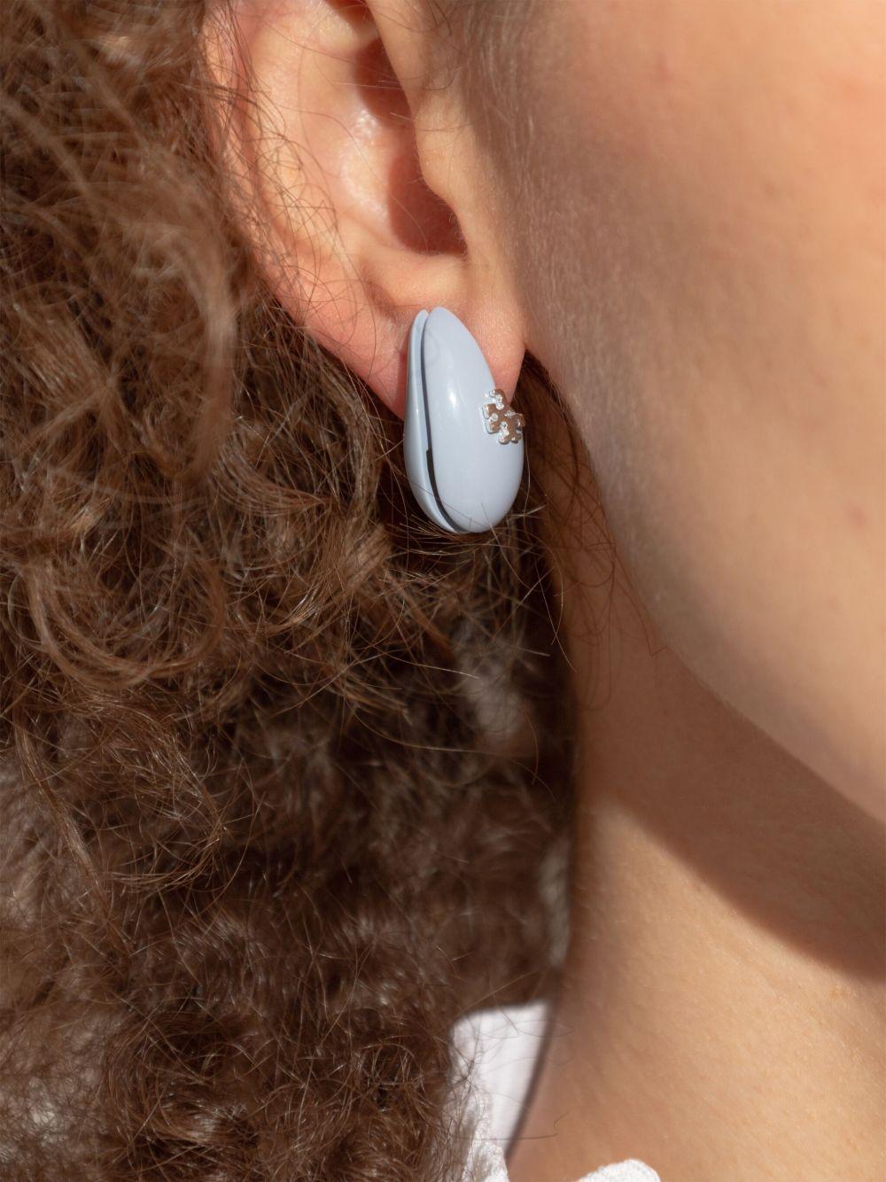 wave earrings Product Image