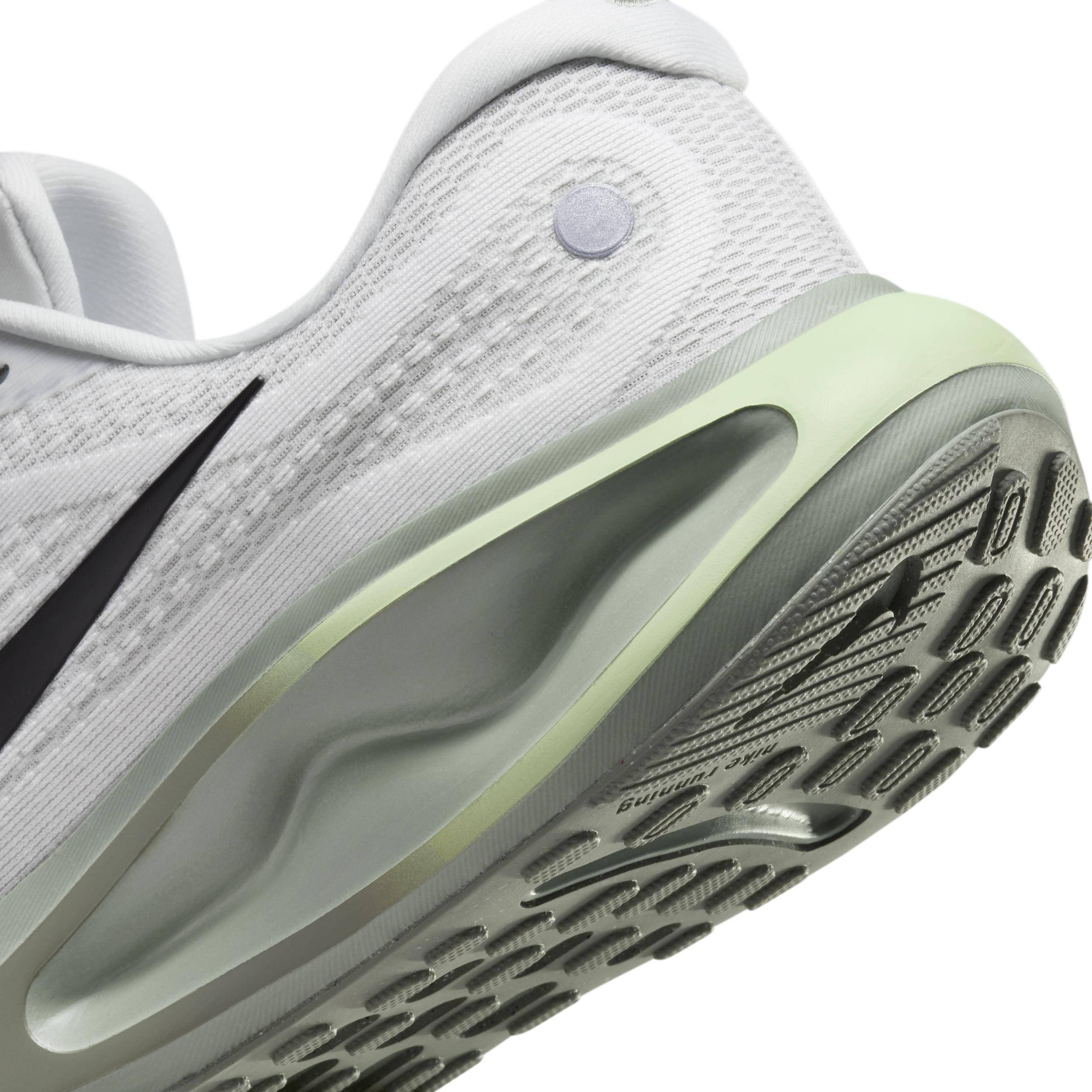 Nike Journey Run Men's Road Running Shoes Product Image