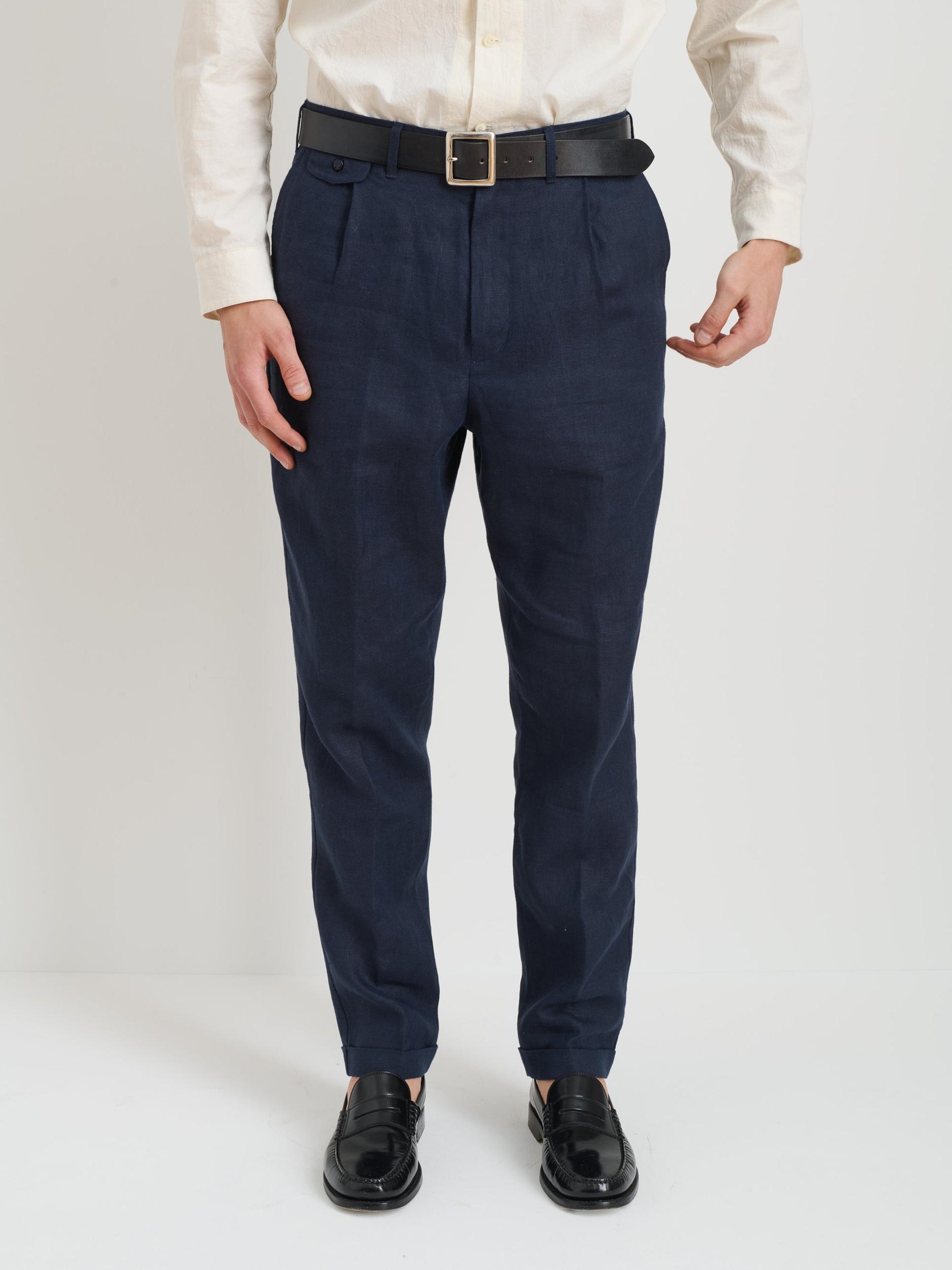 Standard Pleated Pant In Linen Product Image