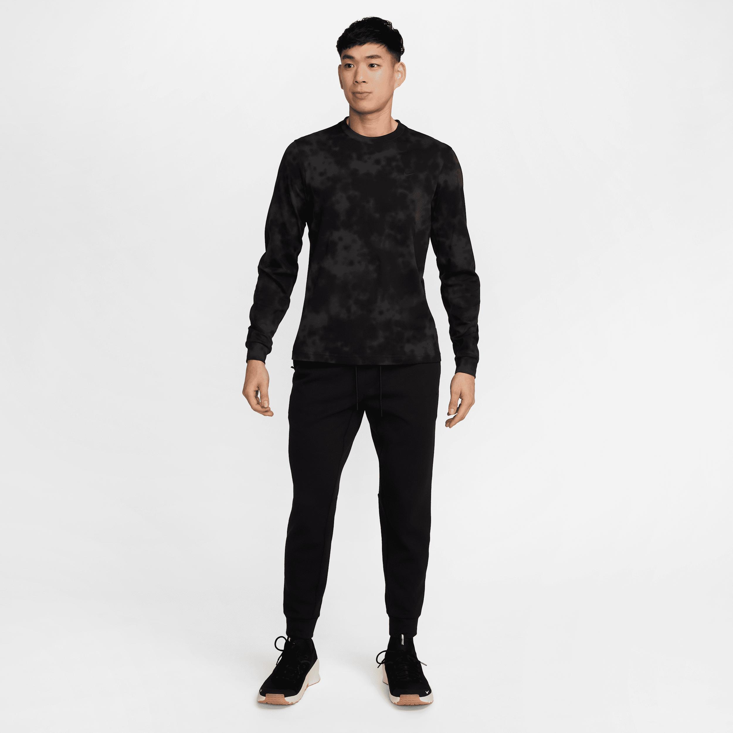 Nike Men's Primary Dri-FIT Long-Sleeve Fitness Top Product Image