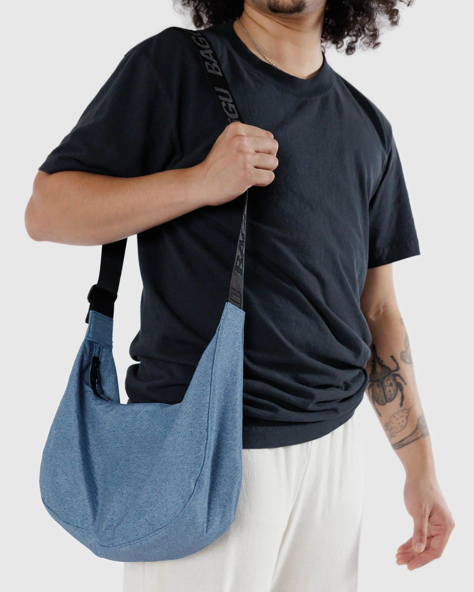 Baggu Medium Nylon Crescent : Digital Denim Product Image