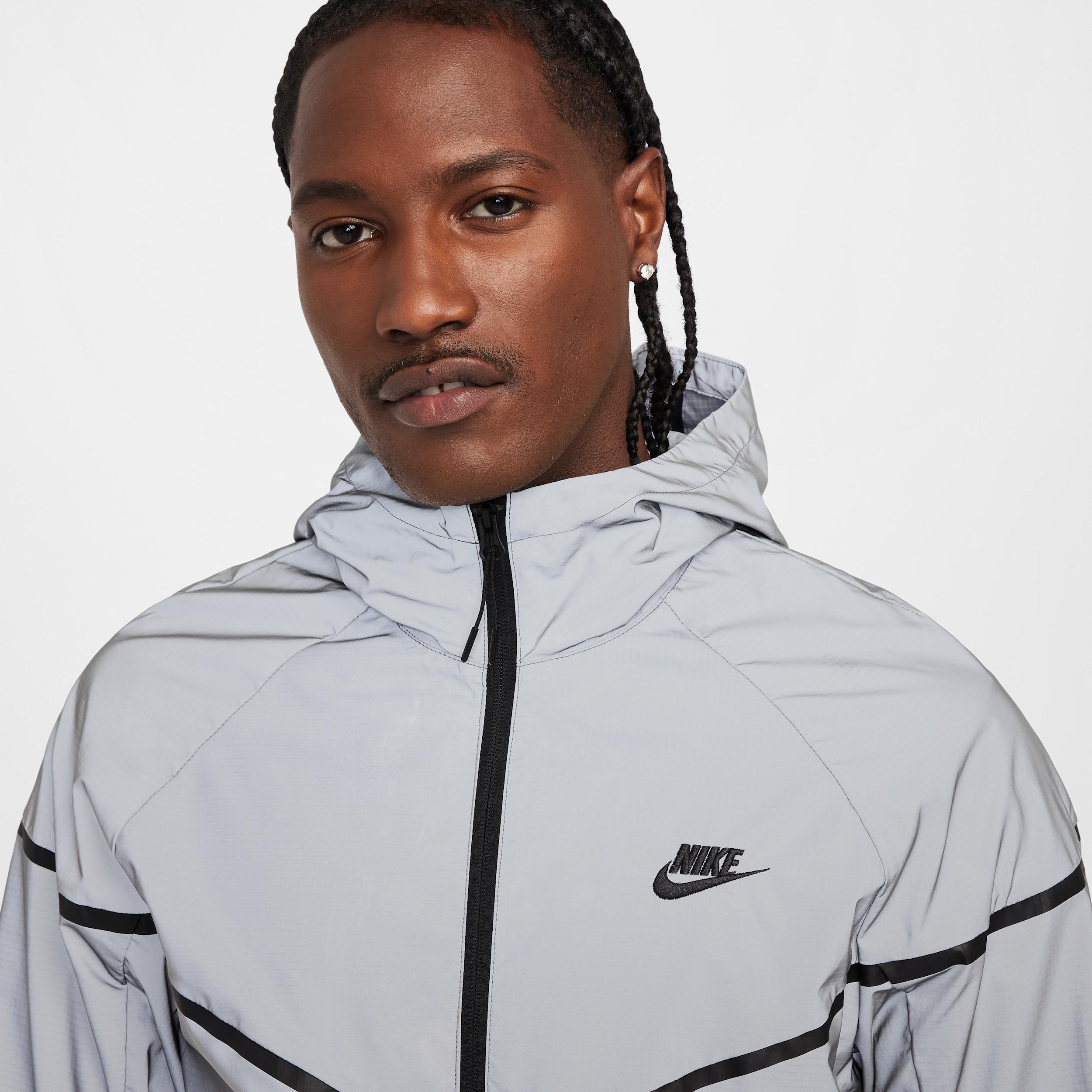 Mens Nike Tech Woven Flash Jacket Product Image