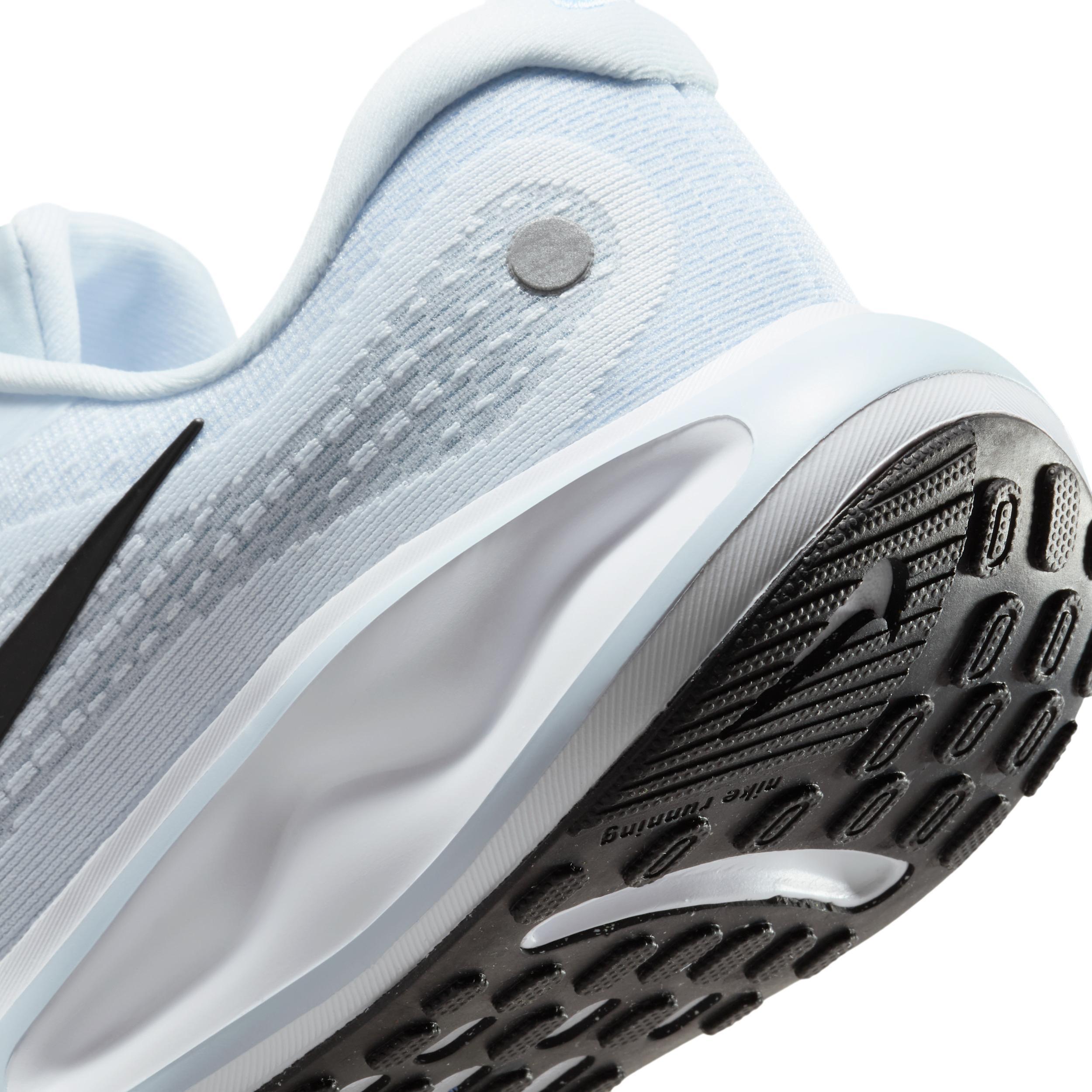 Nike Women's Journey Run Road Running Shoes Product Image