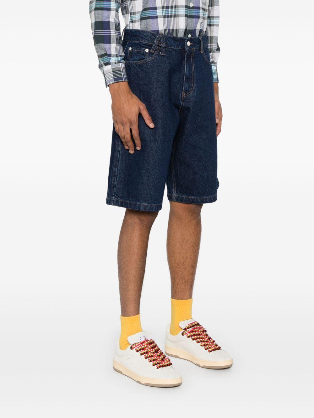 denim shorts Product Image