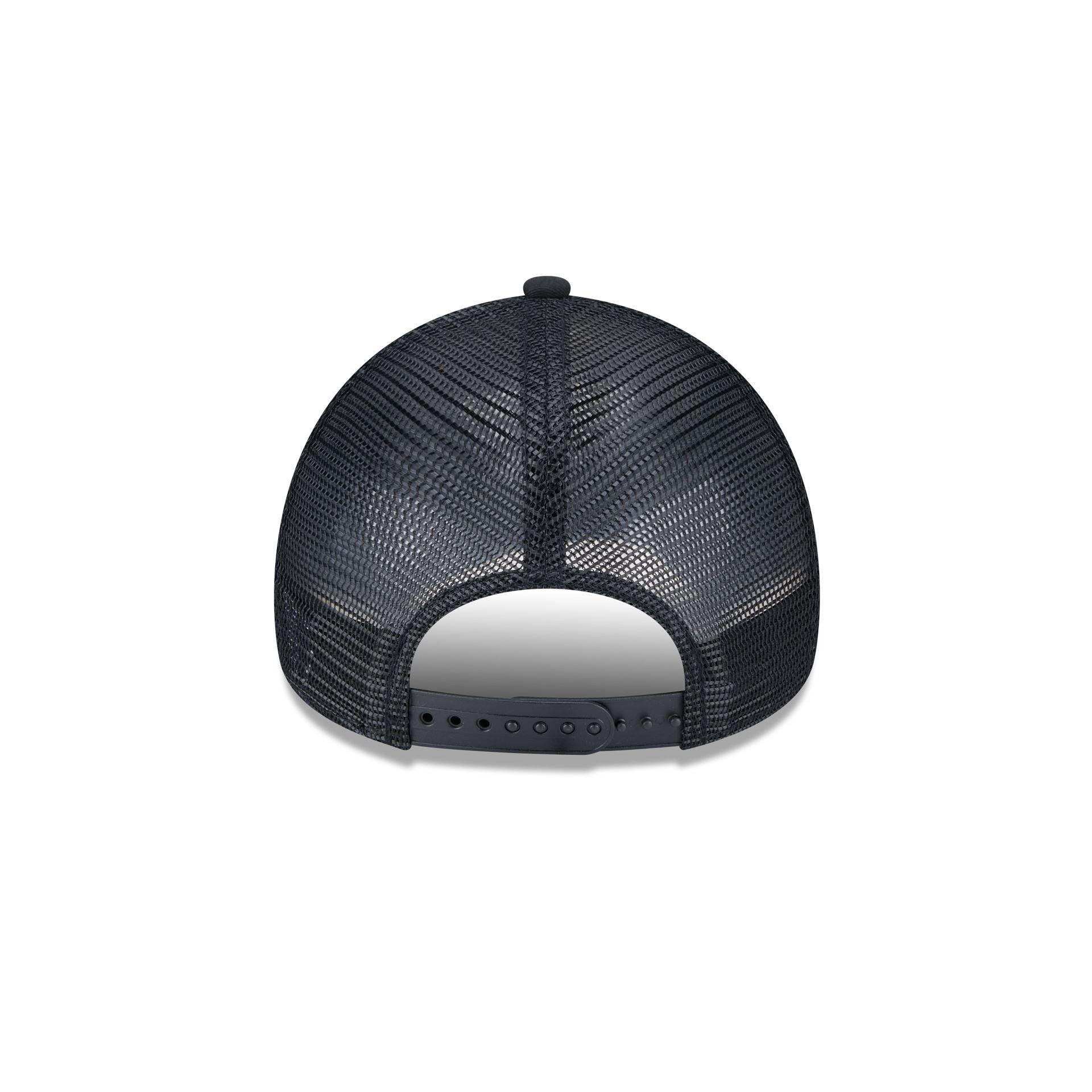 New York Knicks Deceptor 9TWENTY Adjustable Hat Male Product Image