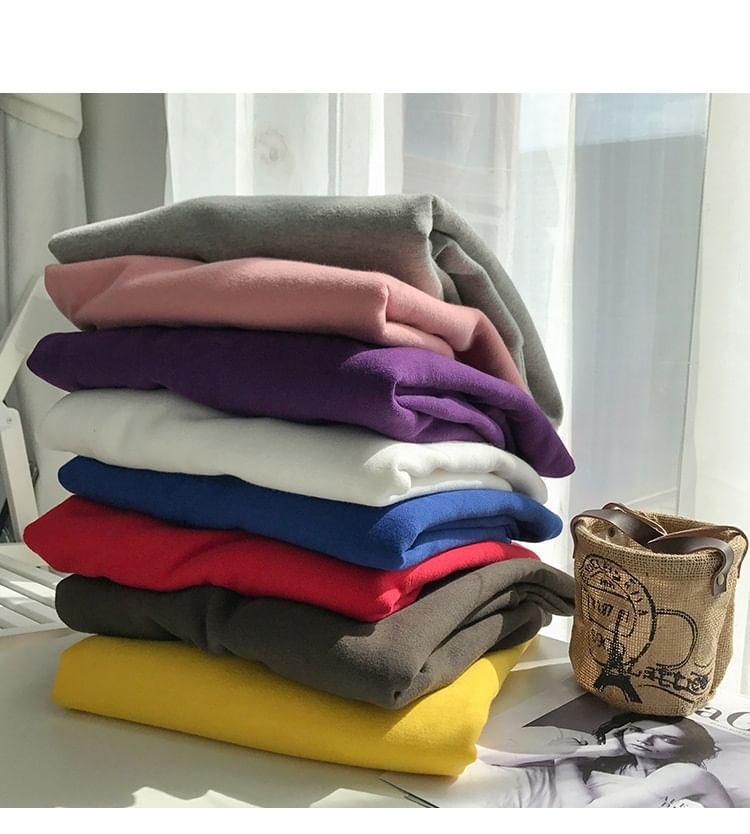 Plain Round Neck Loose-Fit Sweatshirt Product Image