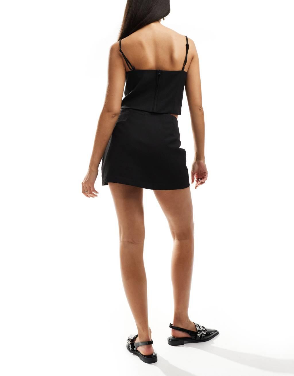 Stradivarius 90s mini skort in black Product Image