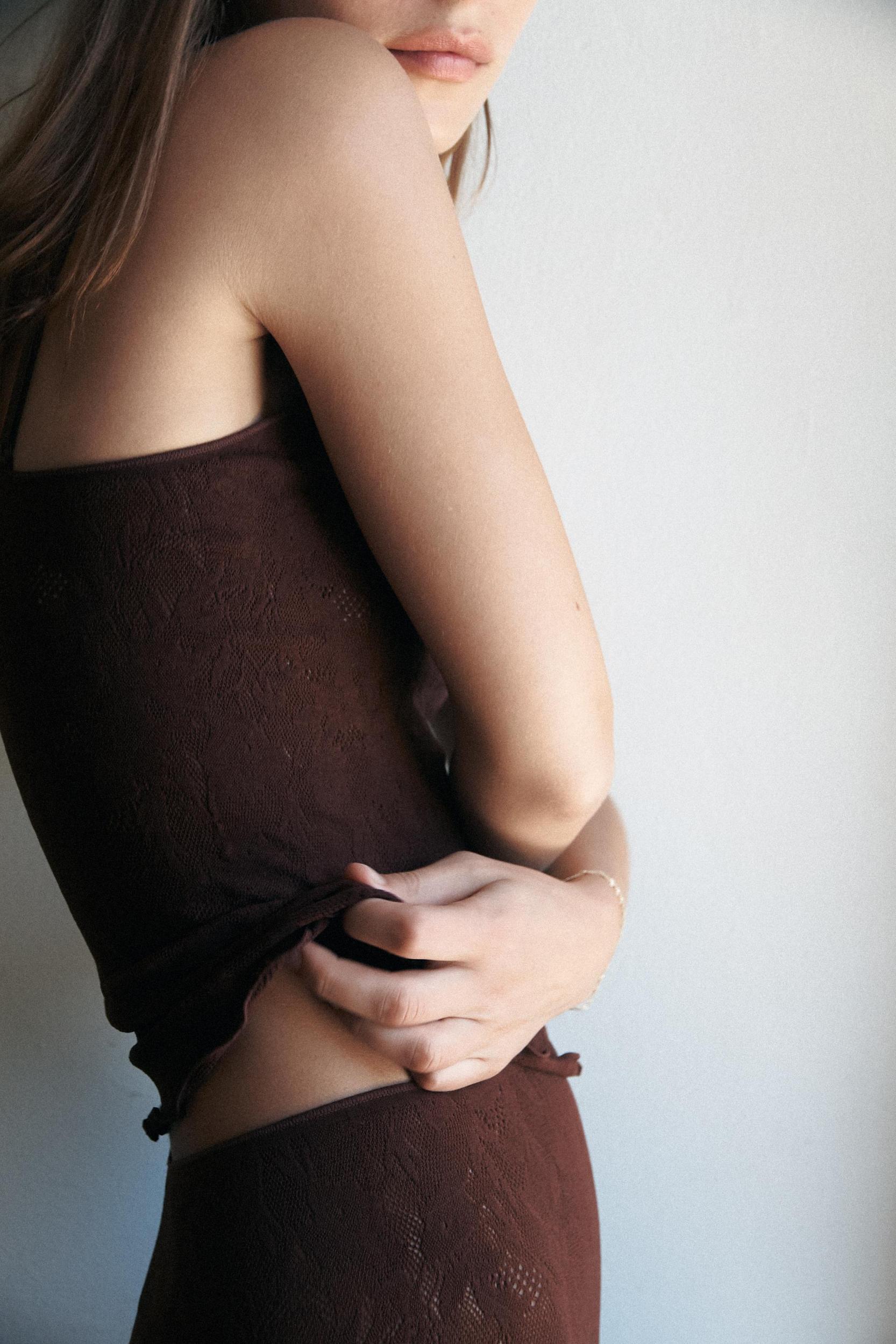 SEAMLESS STRAPPY TOP Product Image