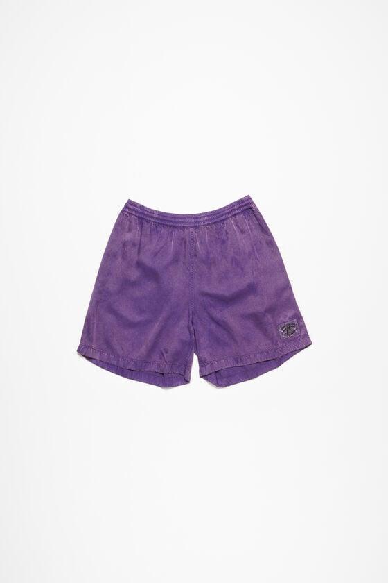 Garment-dyed shorts Product Image