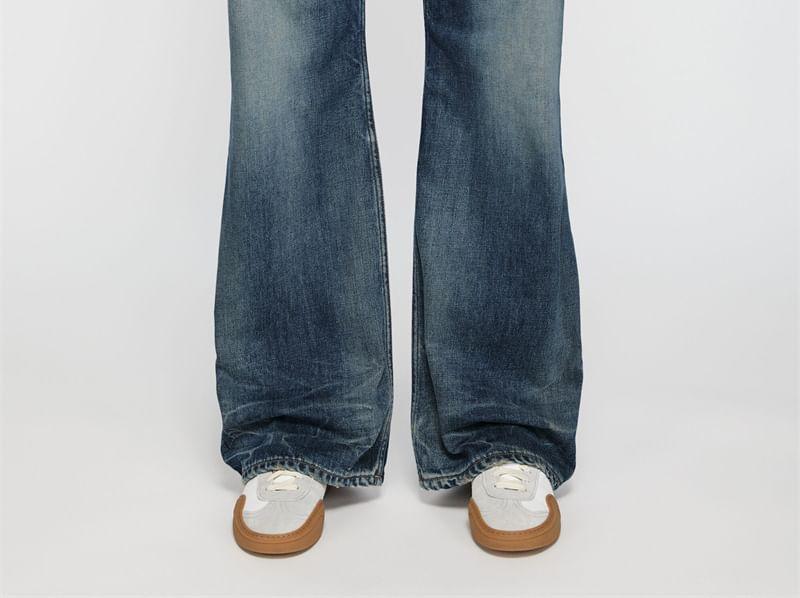 Mid Rise Washed Wide Leg Jeans Product Image