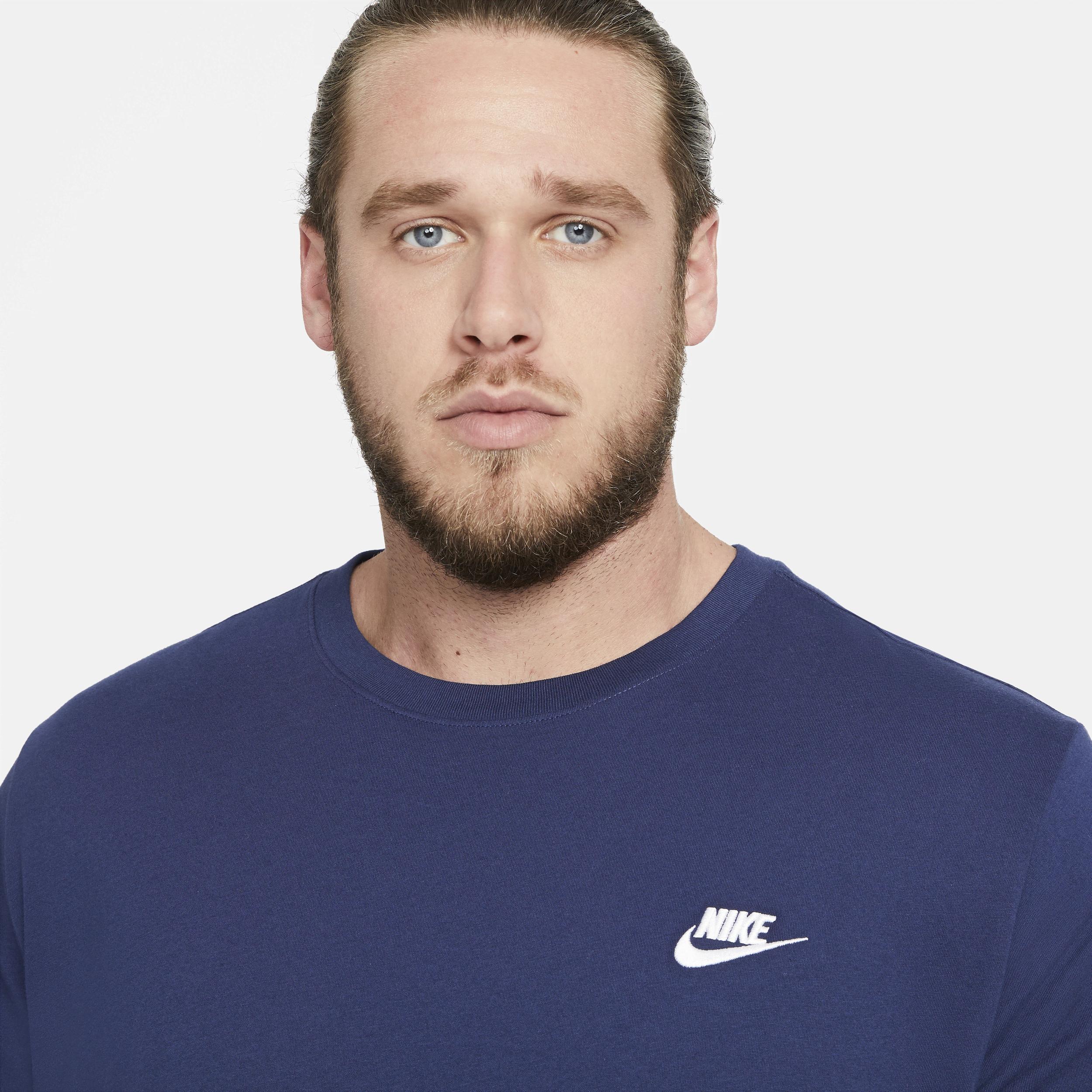 Men's Nike Sportswear Club T-Shirt Product Image