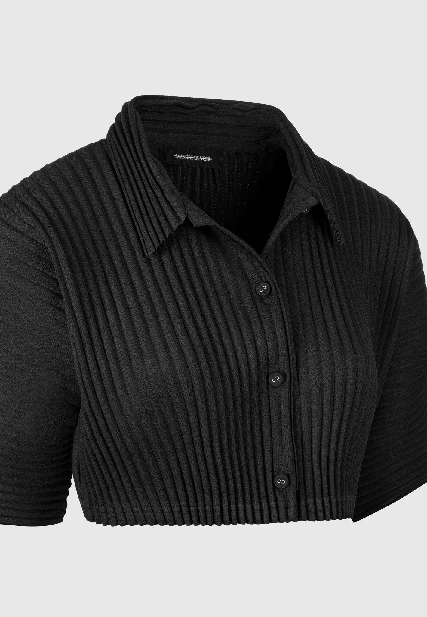 Pleated Cropped Shirt - Black Female Product Image