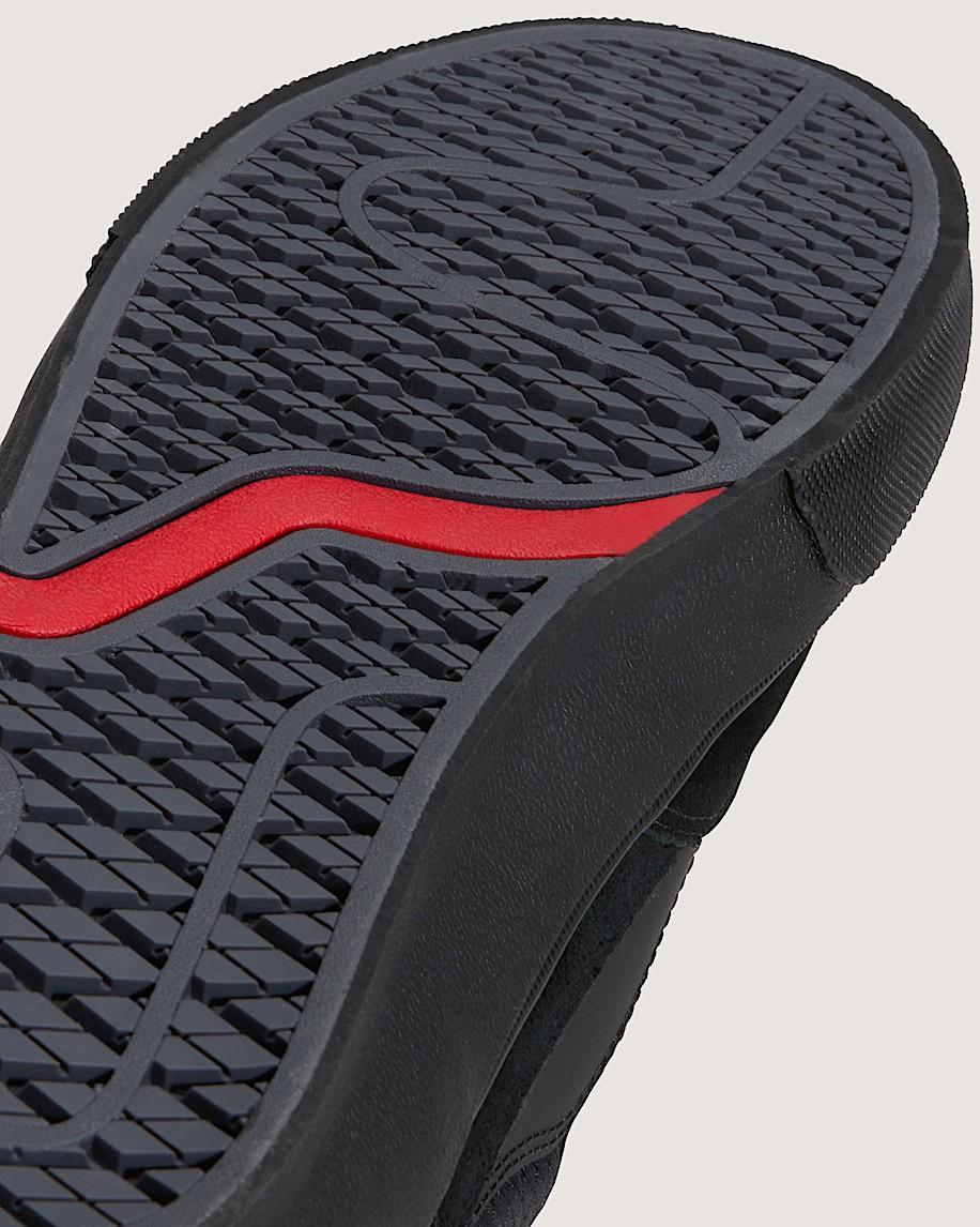 Skate Curren Caples Shoe in Black| Vans US Product Image