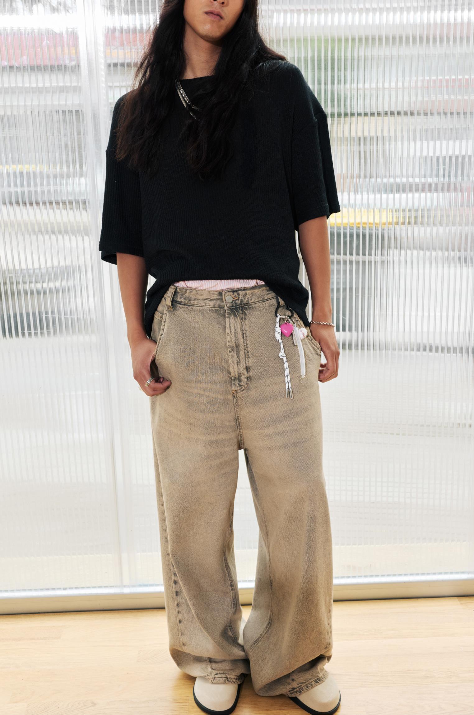 Boxy fit knit T-shirt Product Image