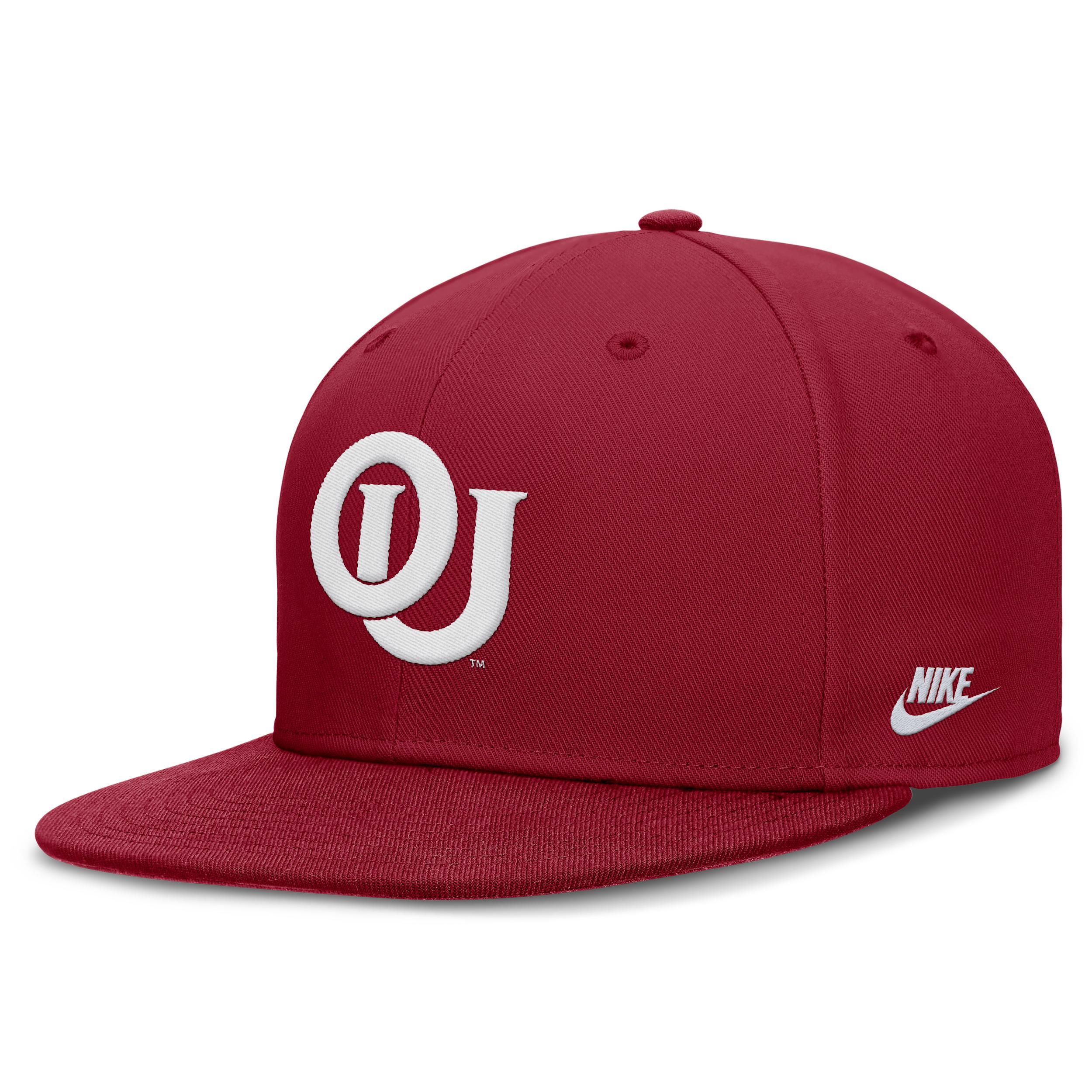Oklahoma Sooners Legacy True Nike Mens Dri-FIT College Fitted Hat | NC1169WOKV-ARD Product Image